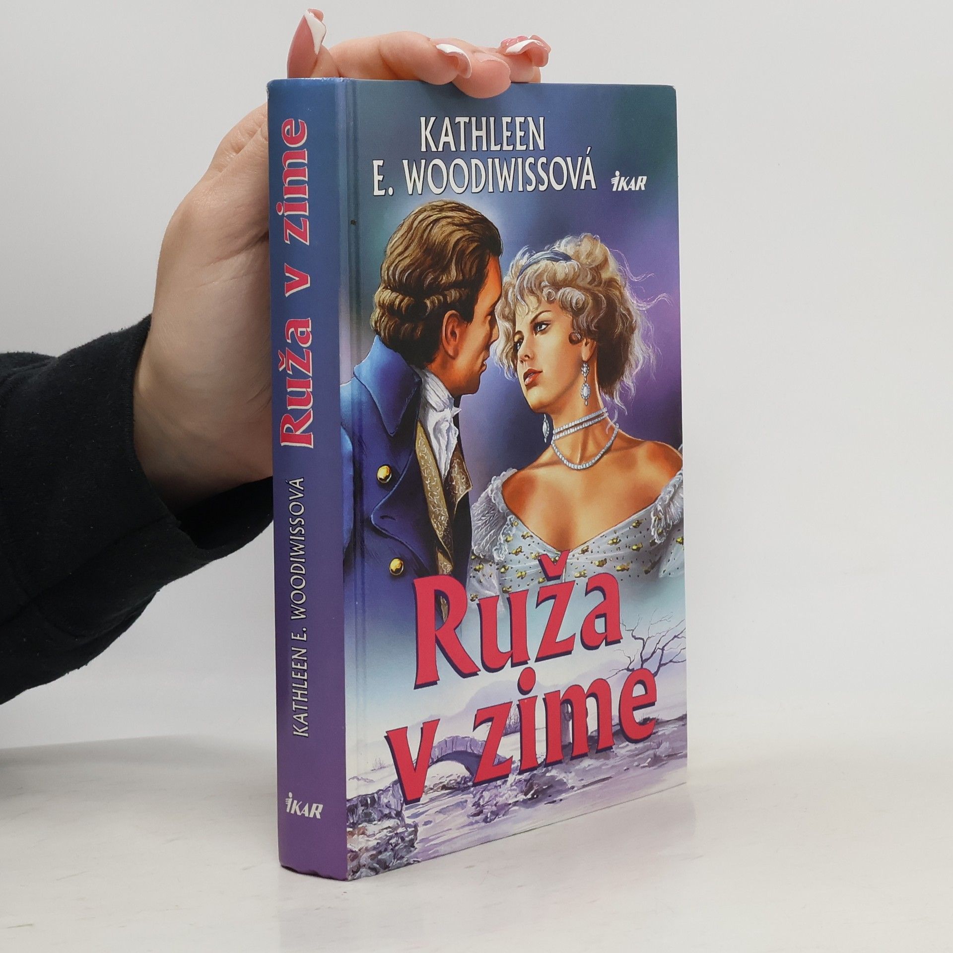 Kathleen E. Woodiwiss Ruža v zime