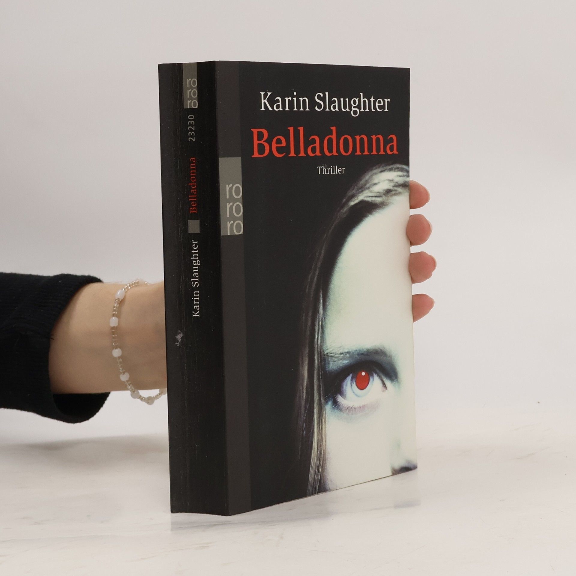 Karin Slaughter Belladonna