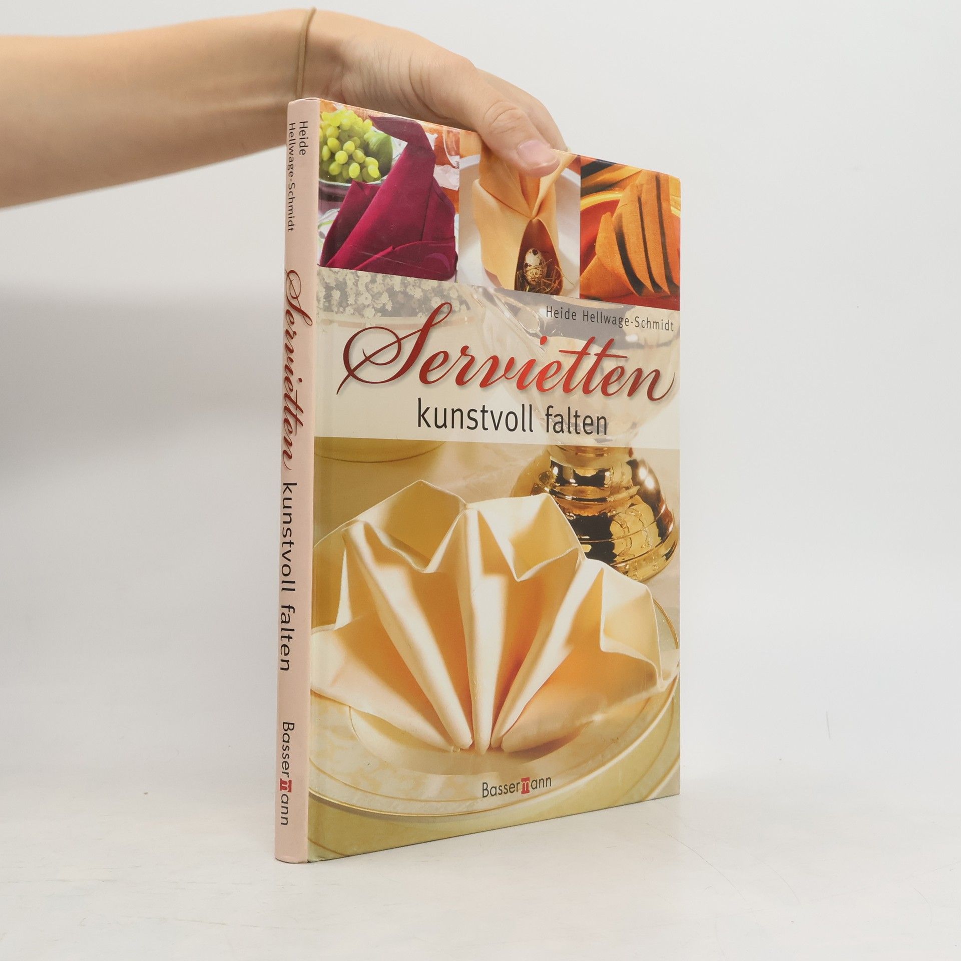 Auteurscollectief Servietten kunstvoll falten
