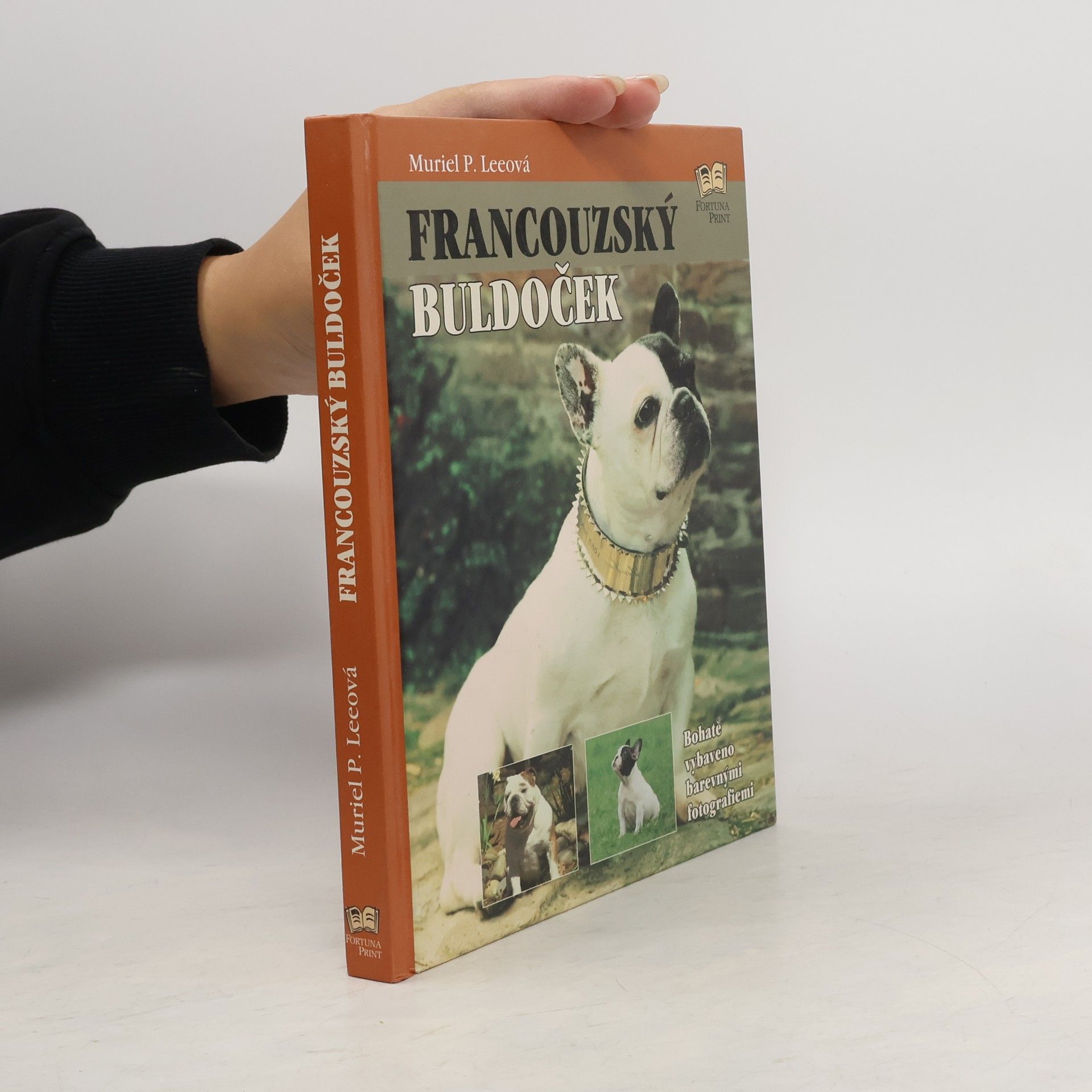 Muriel P. Lee Francouzský buldoček