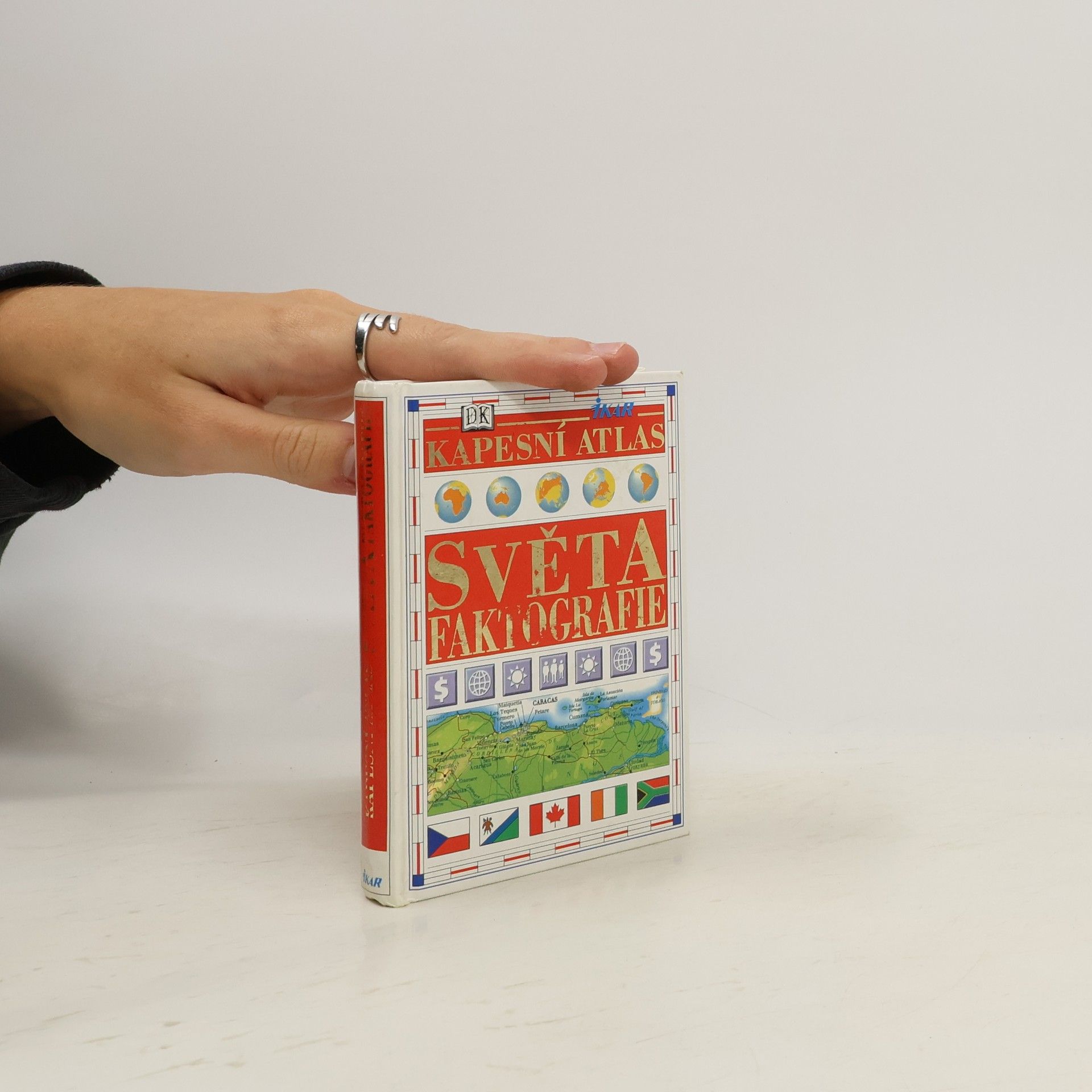 Petr Hejný Kapesní atlas světa faktografie