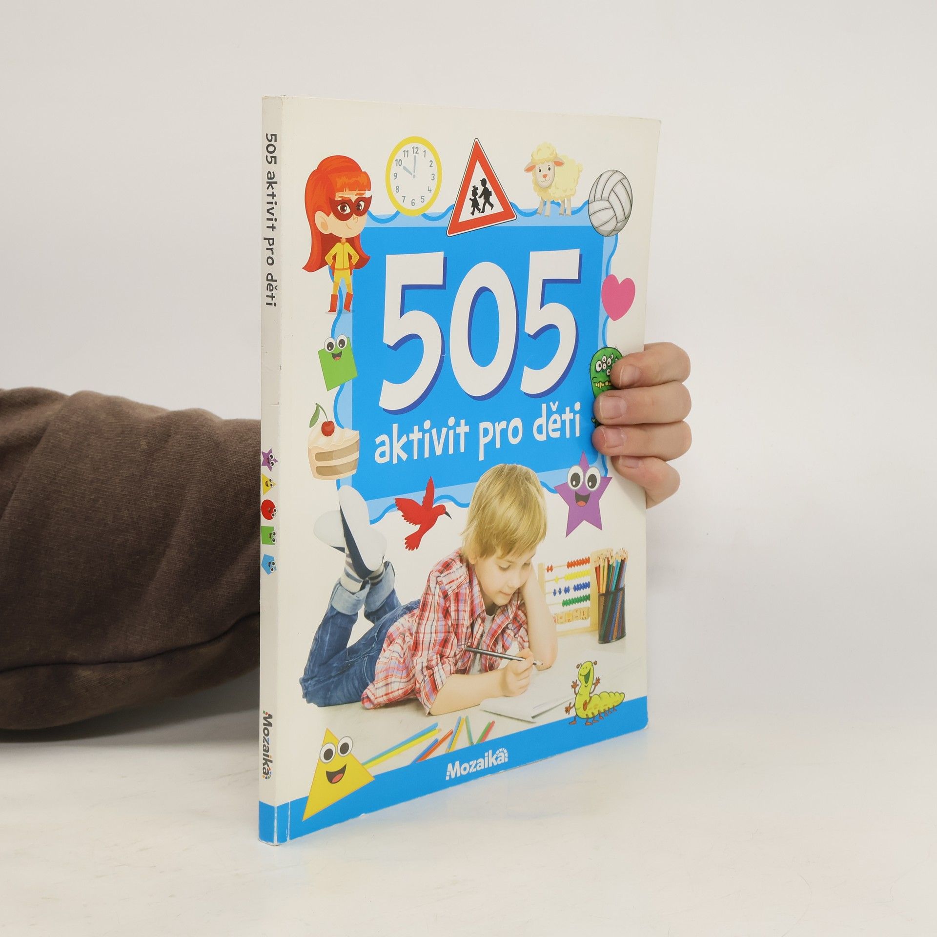 Collectif d'auteurs 505 aktivit pro děti