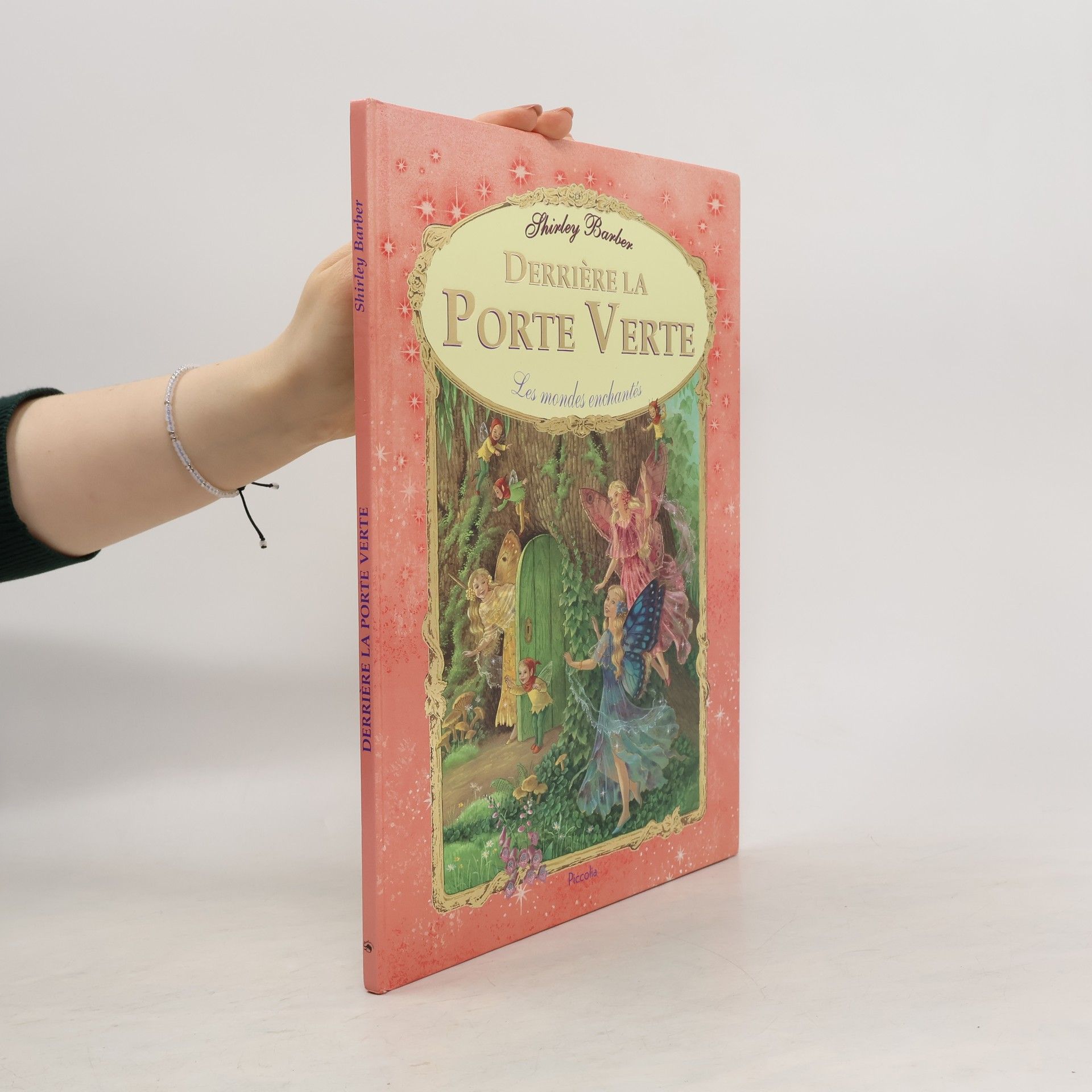 Derrière la porte verte