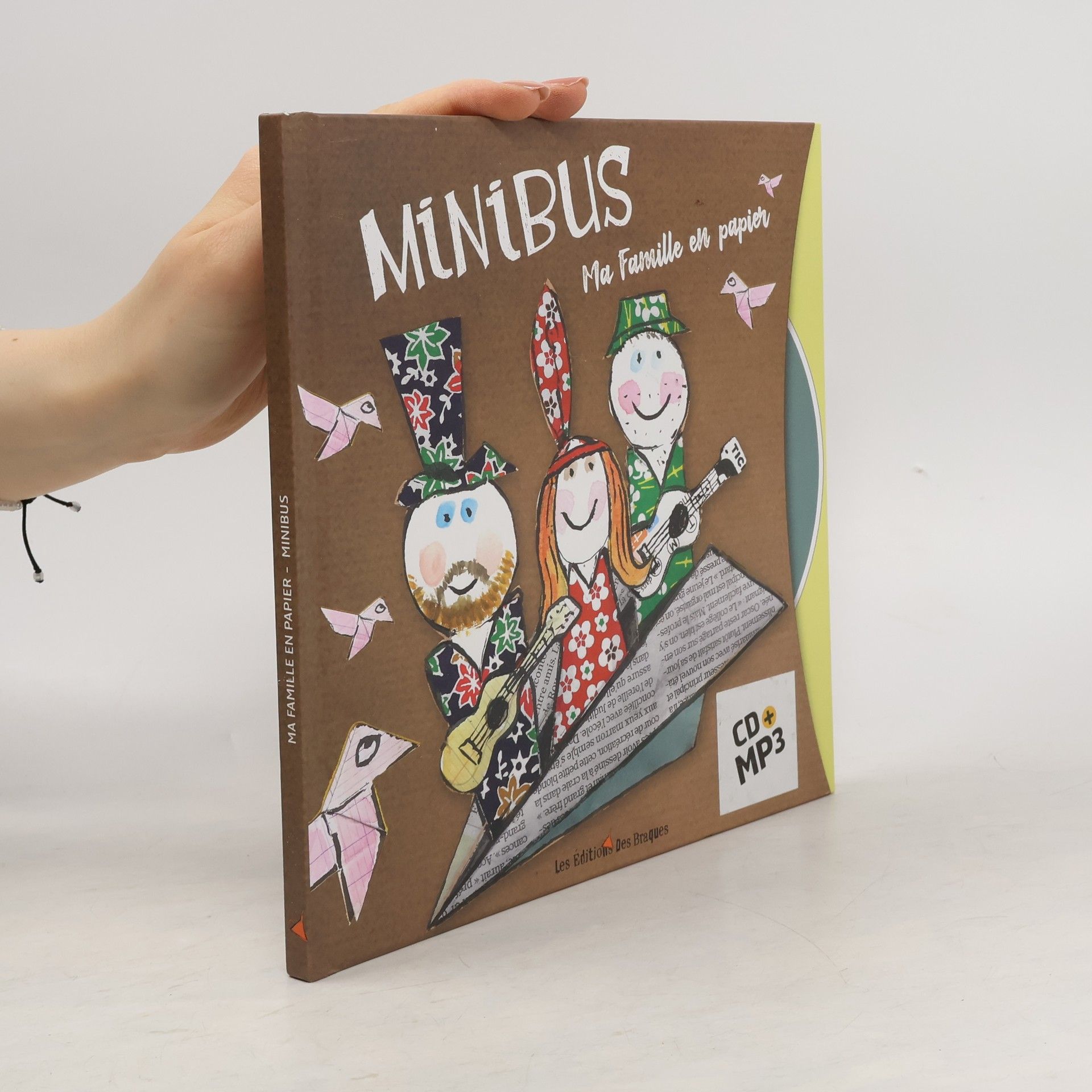 Collectif d'auteurs Ma famille en papier