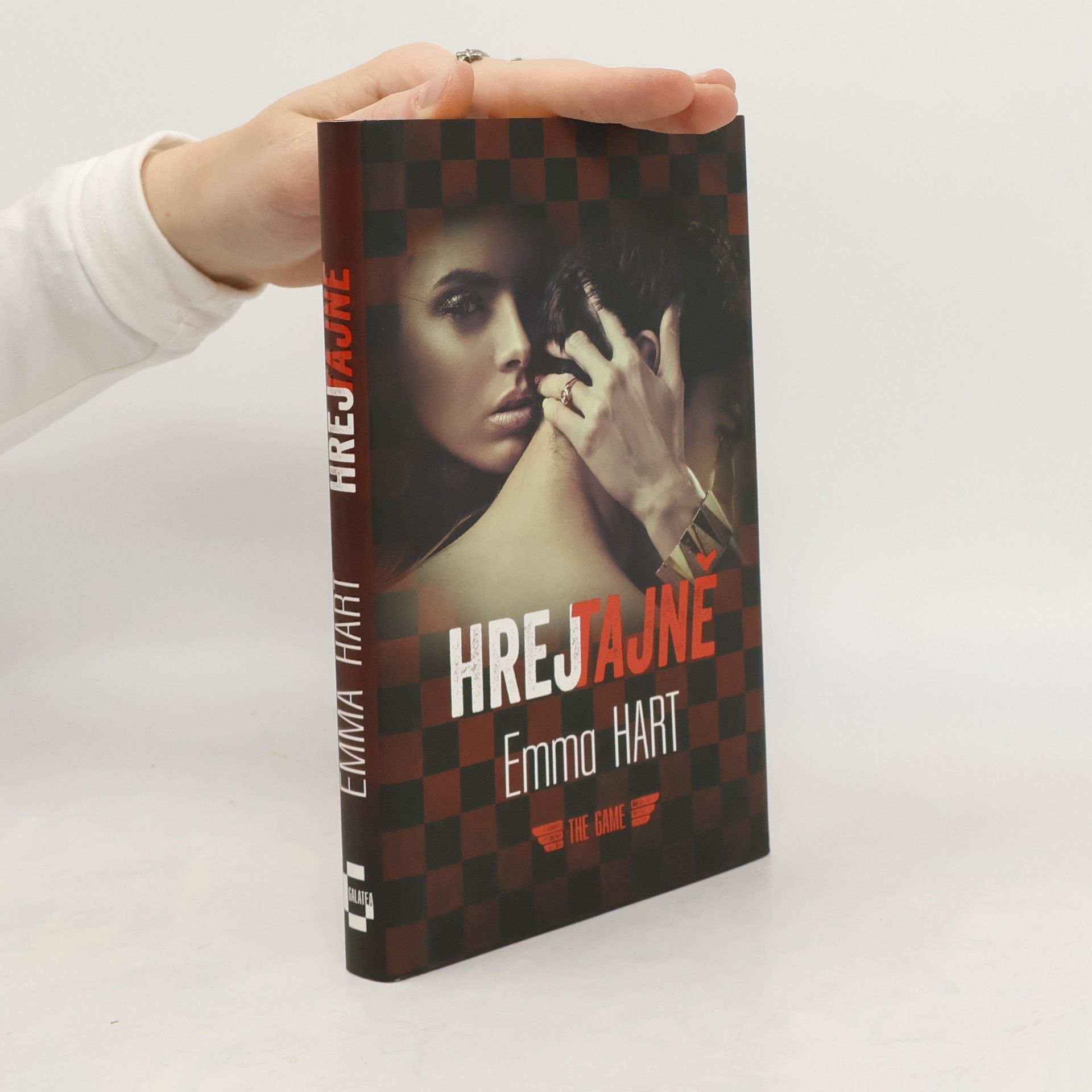 Emma Hart Hrej tajně