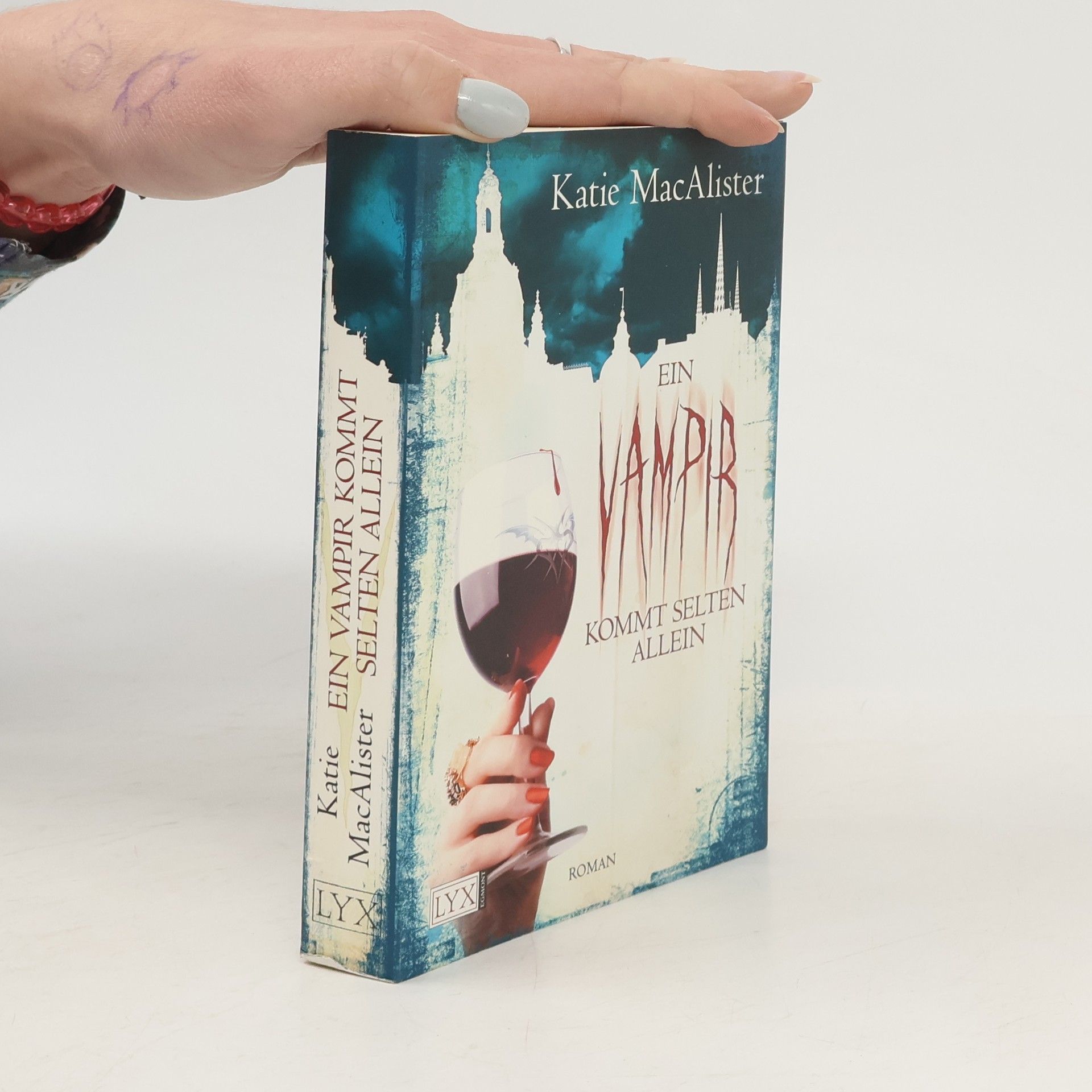 Katie MacAlister Ein Vampir kommt selten allein