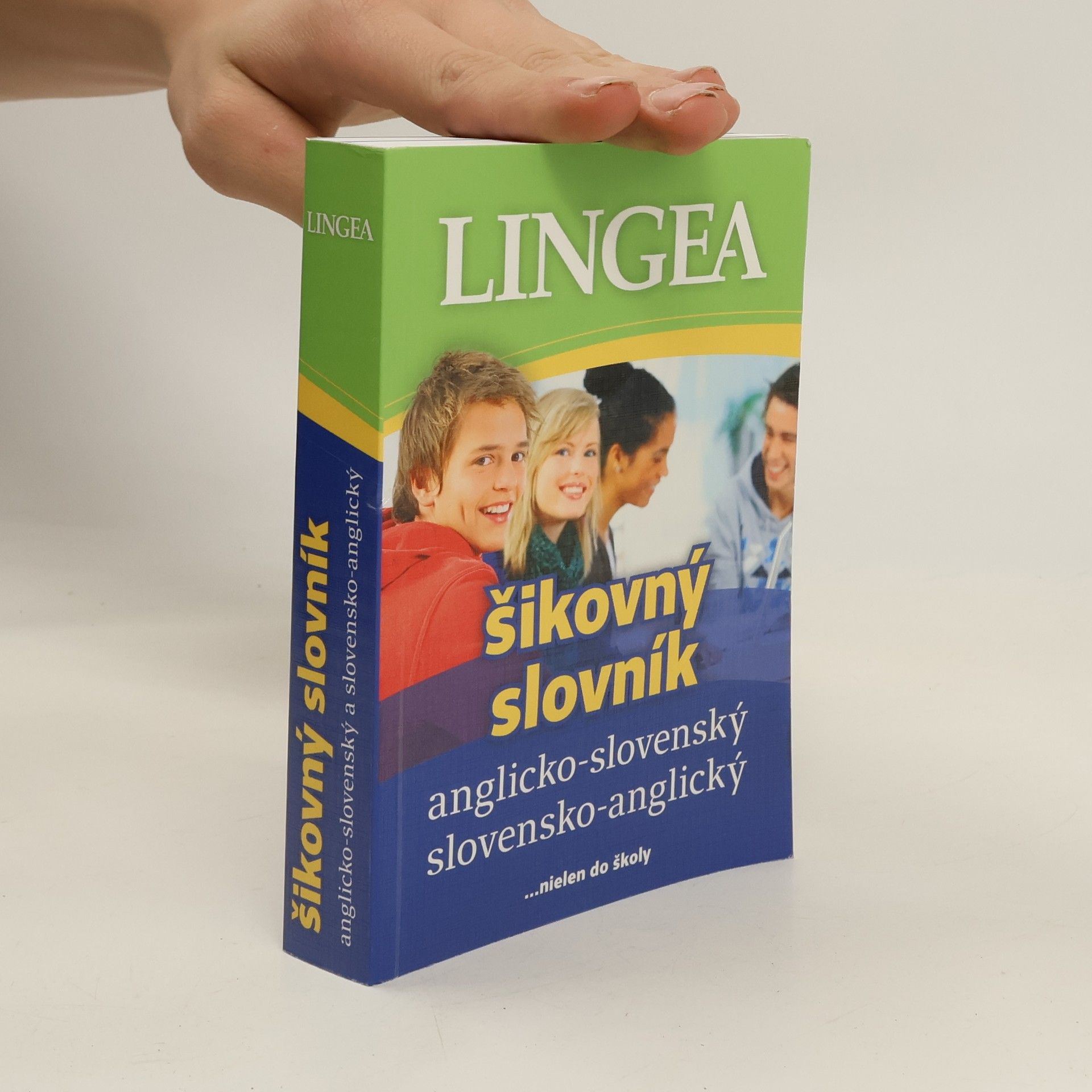 neuveden Anglicko-slovenský, slovensko-anglický šikovný slovník – 4. vydanie