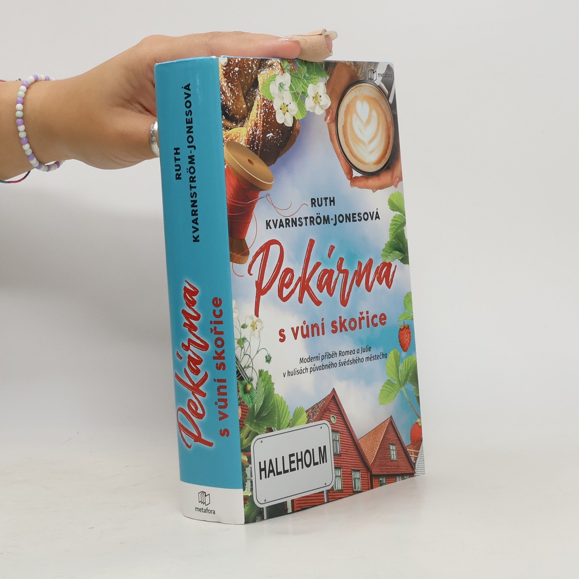 Ruth Kvarnström Jones Pekárna s vůní skořice
