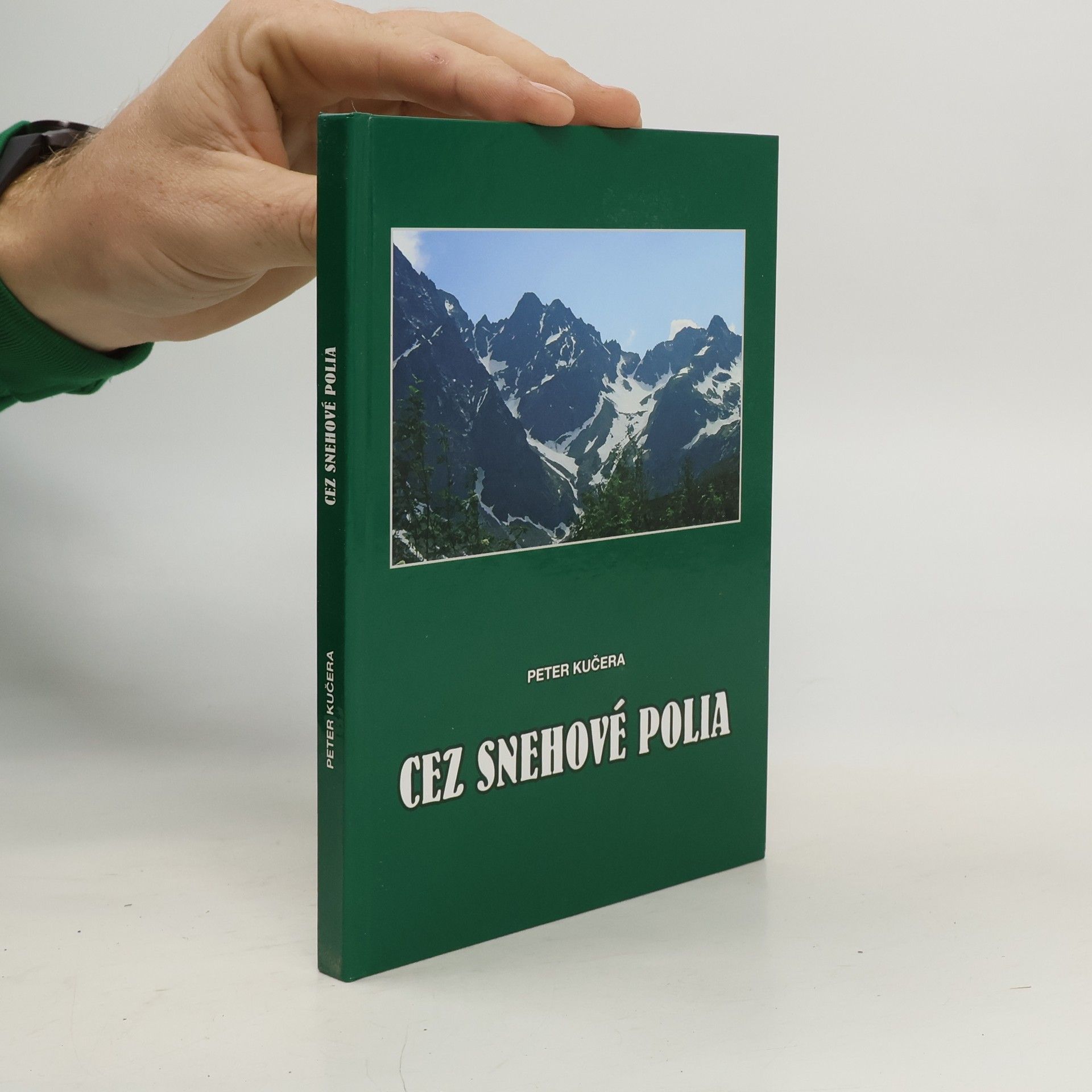 Peter Kučera Cez snehové polia