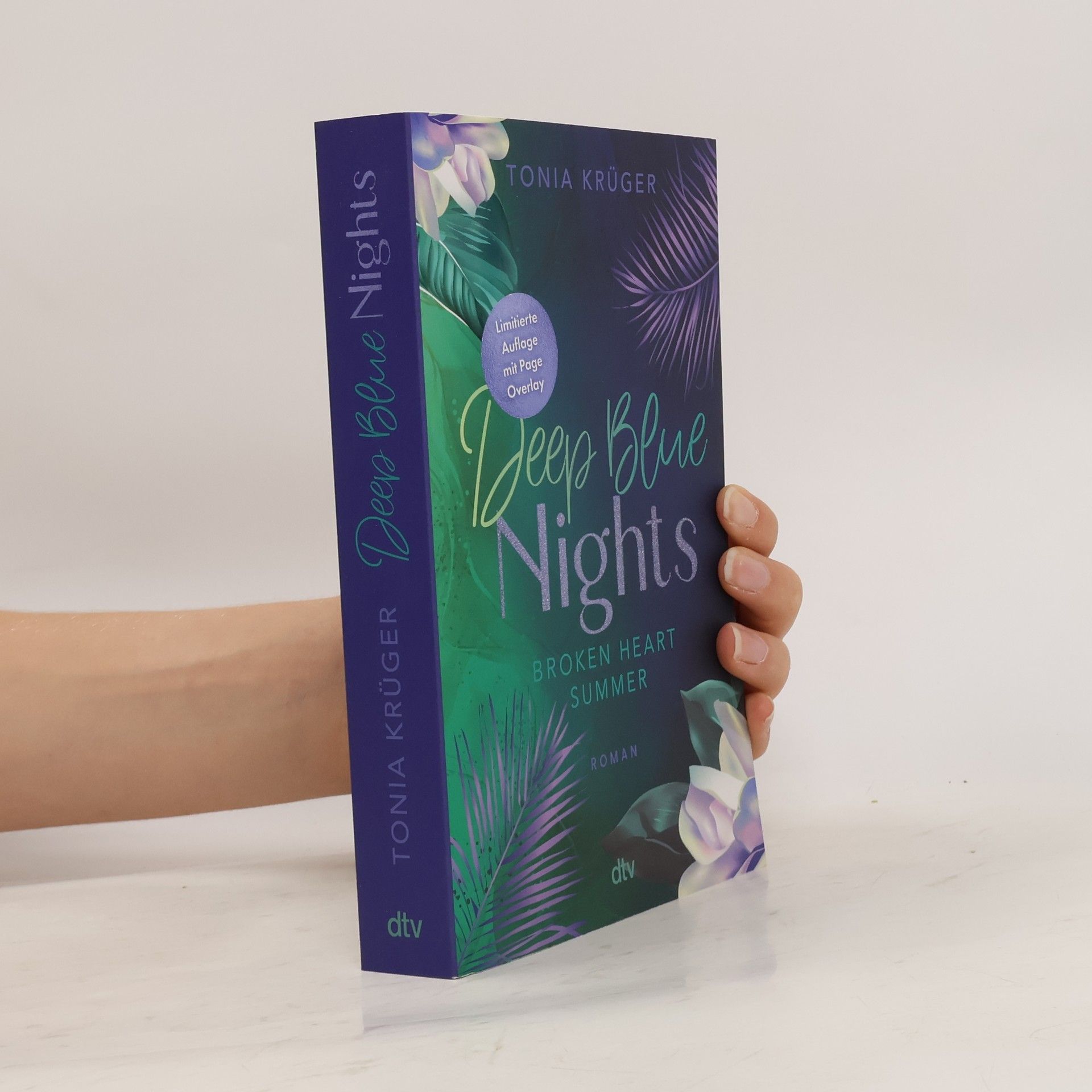 Deep Blue Nights / Broken Heart Summer Bd.2