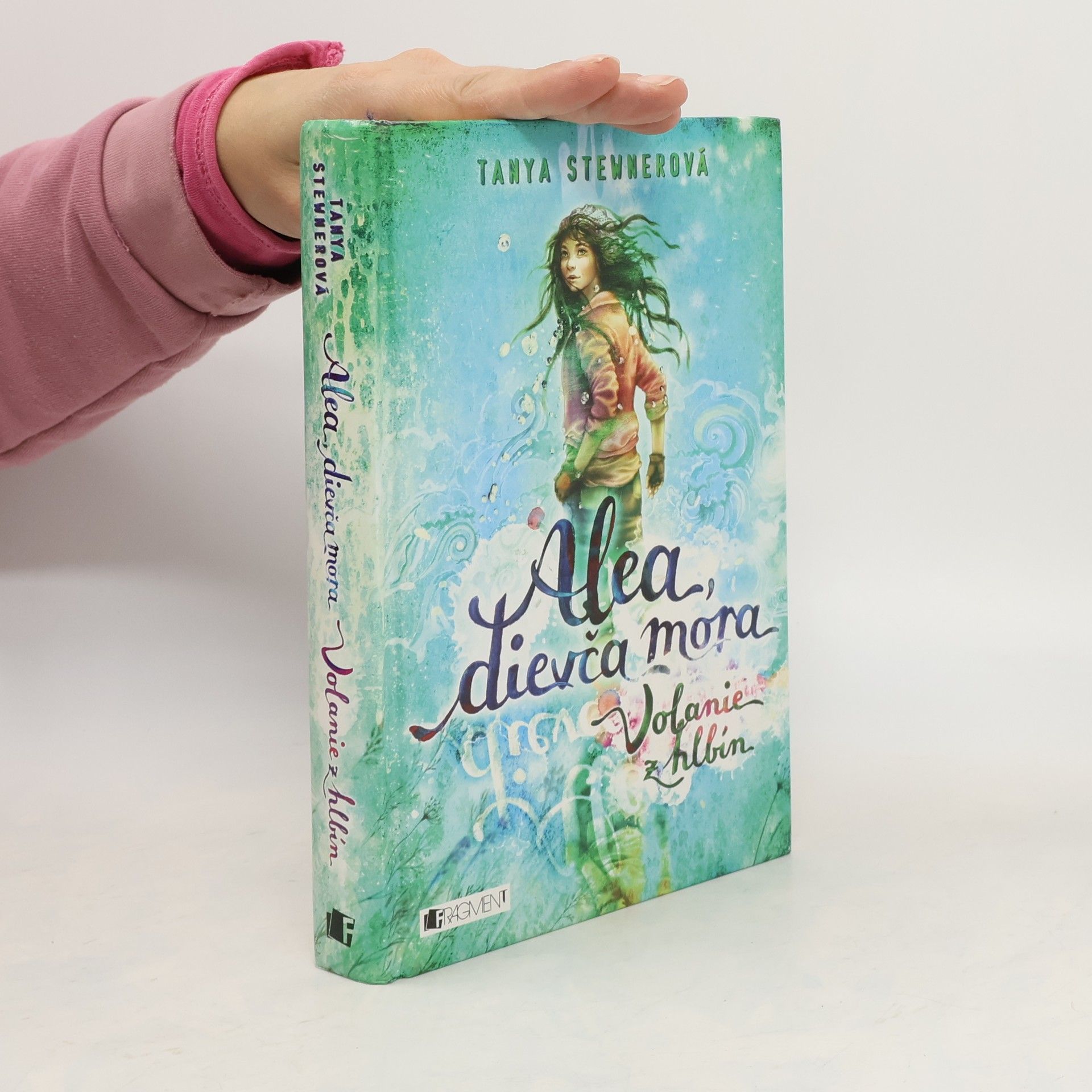 Tanya Stewner Volanie z hlbín