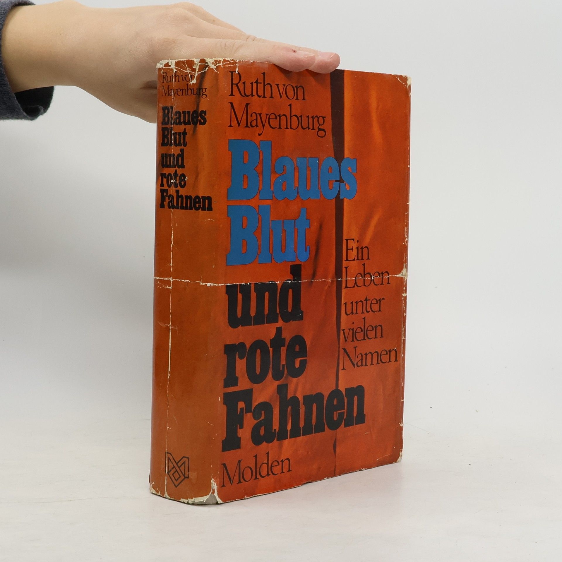 Ruth von Mayenburg Blaues Blut und rote Fahnen