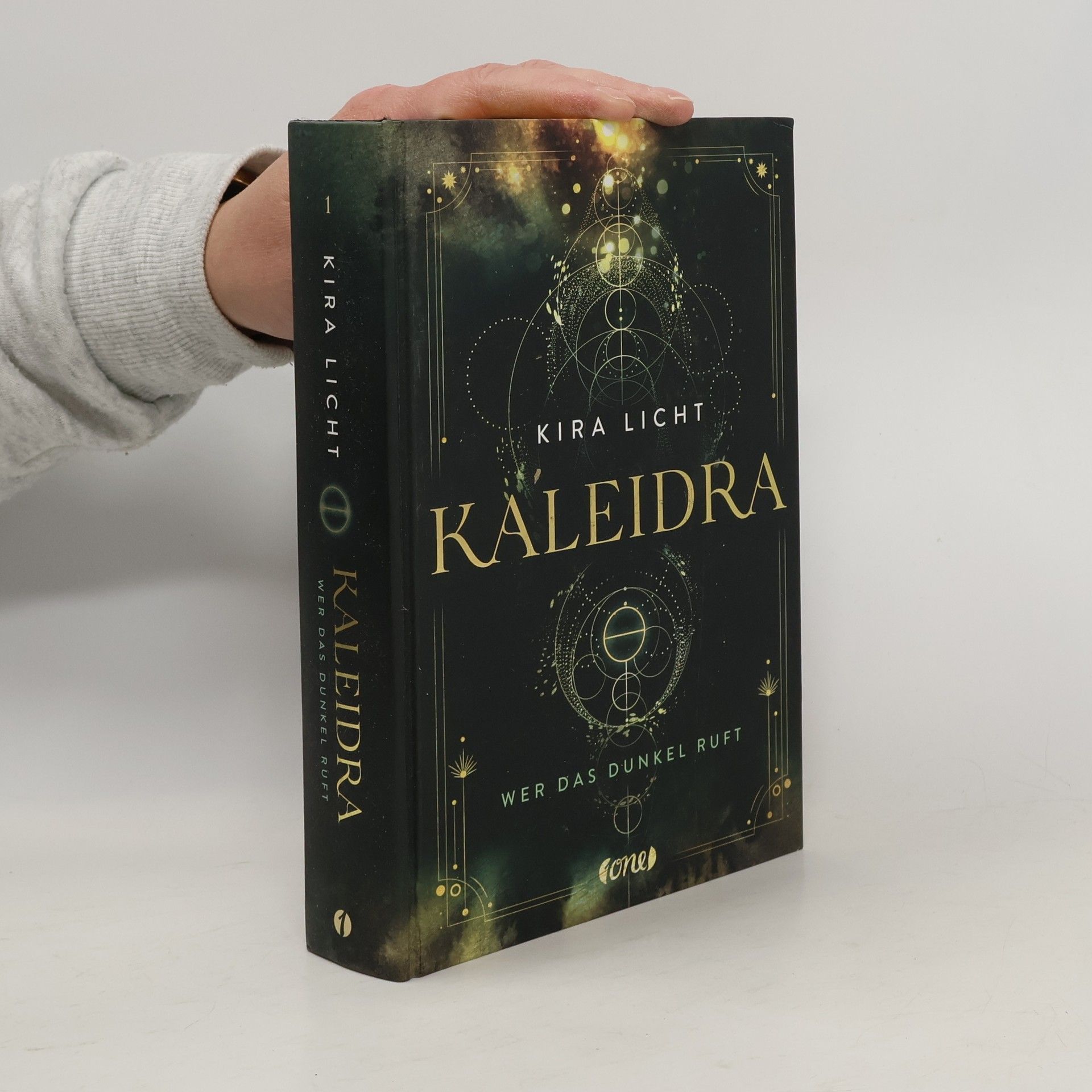 Kira Licht Kaleidra. Wer das Dunkel ruft