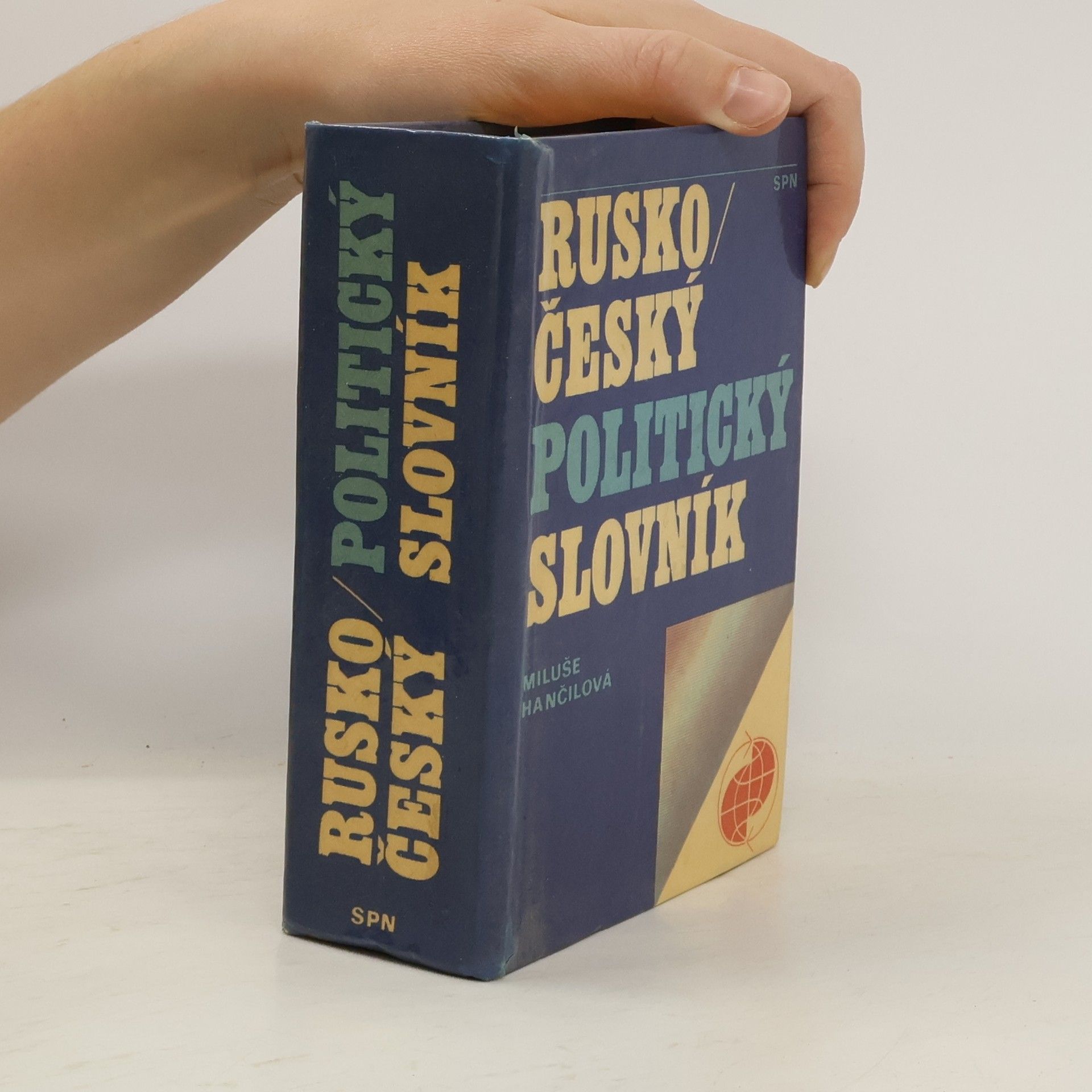 Hančilová Miluše Rusko-český politický slovník