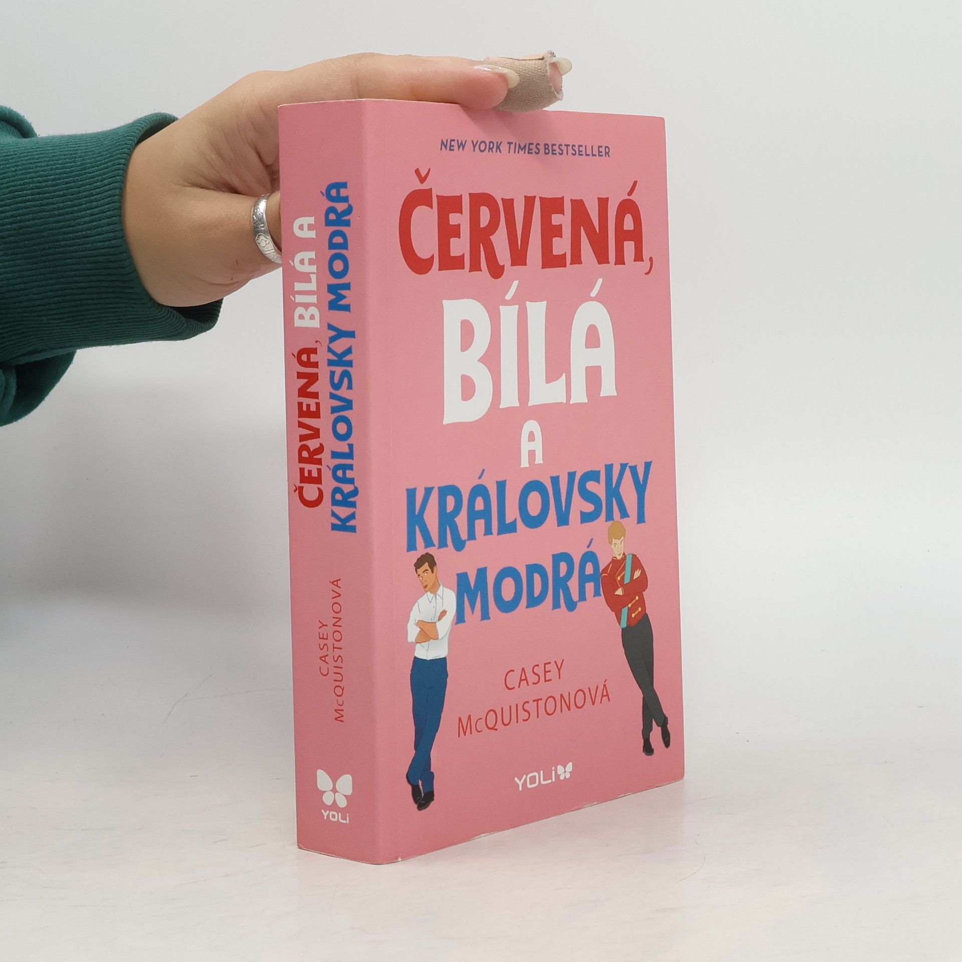 Casey McQuiston Červená, bílá a královsky modrá