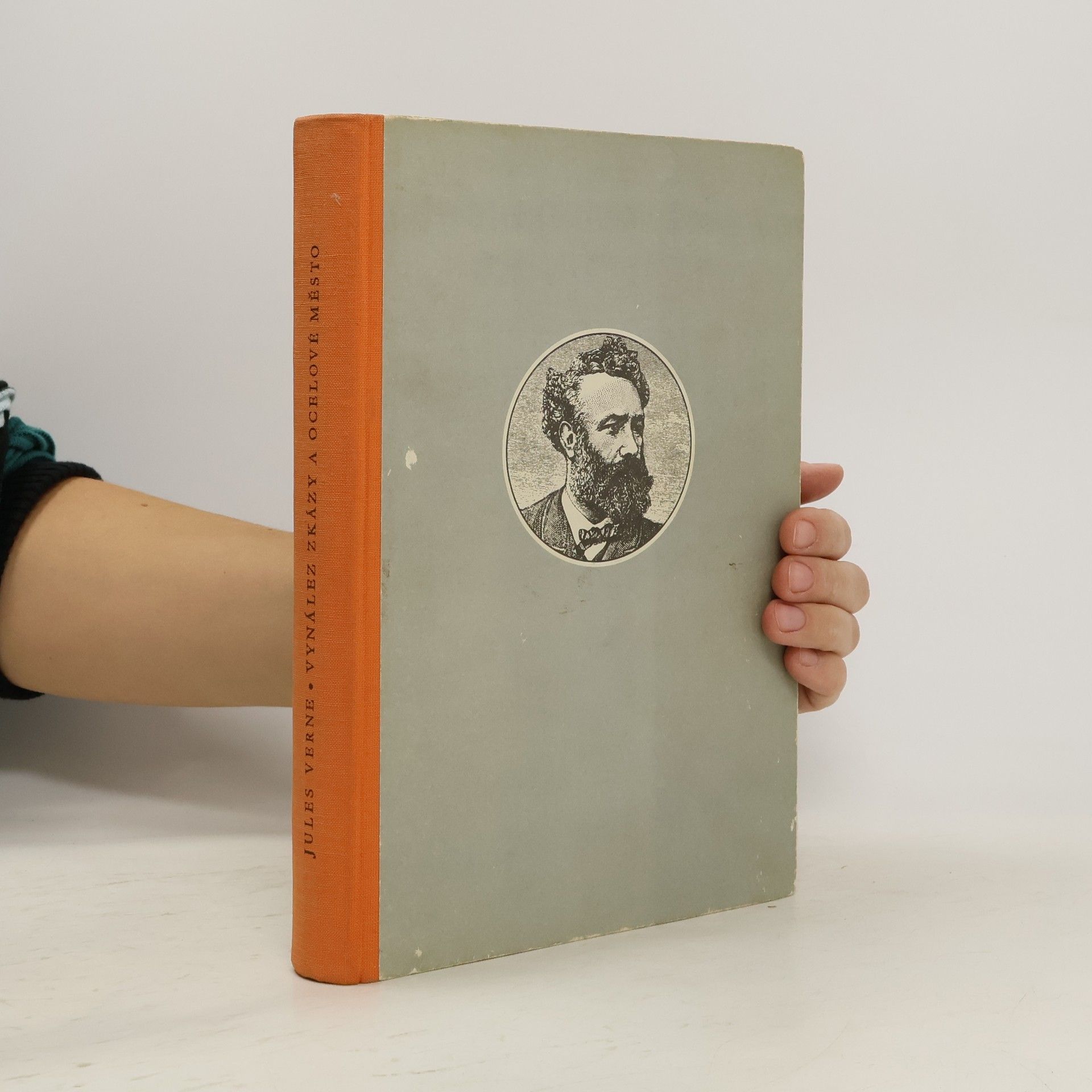 Vynález zkázy a Ocelové město