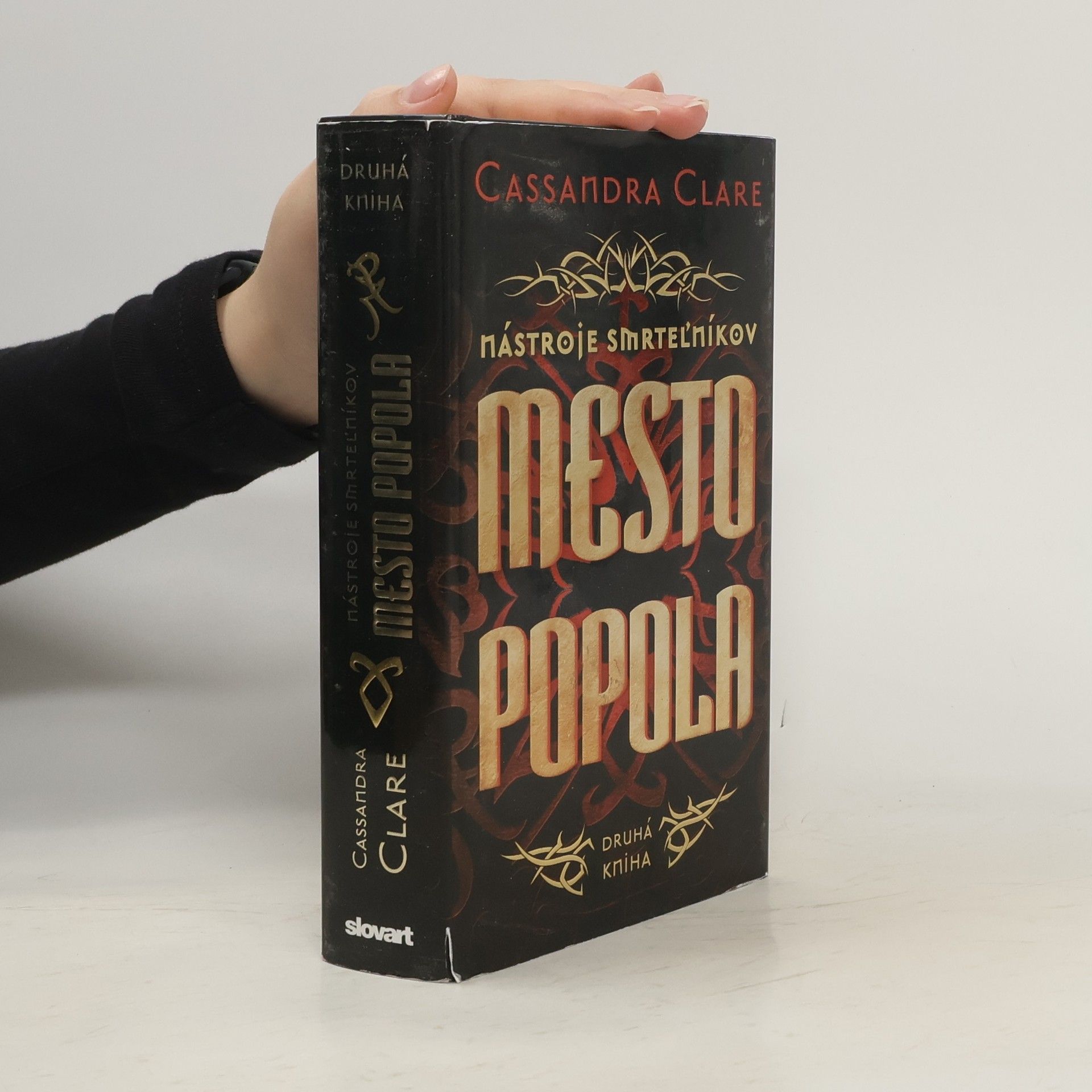 Cassandra Clare Mesto popola