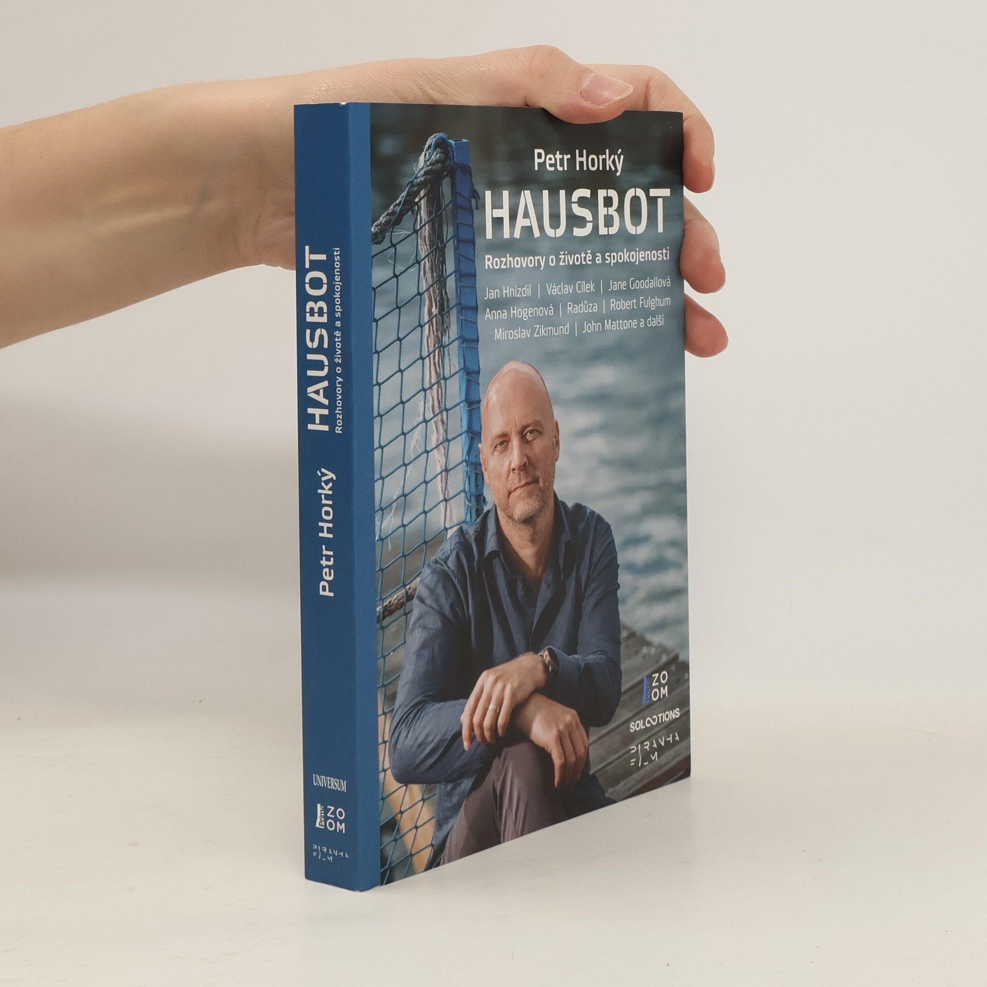 Hausbot : rozhovory o životě a spokojenosti