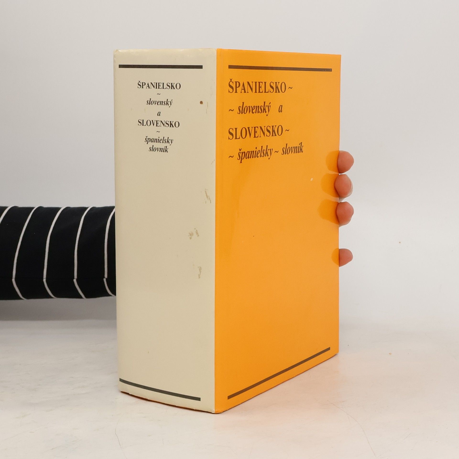 Jozef Škultéty Španielsko-slovenský a slovensko-španielsky slovník