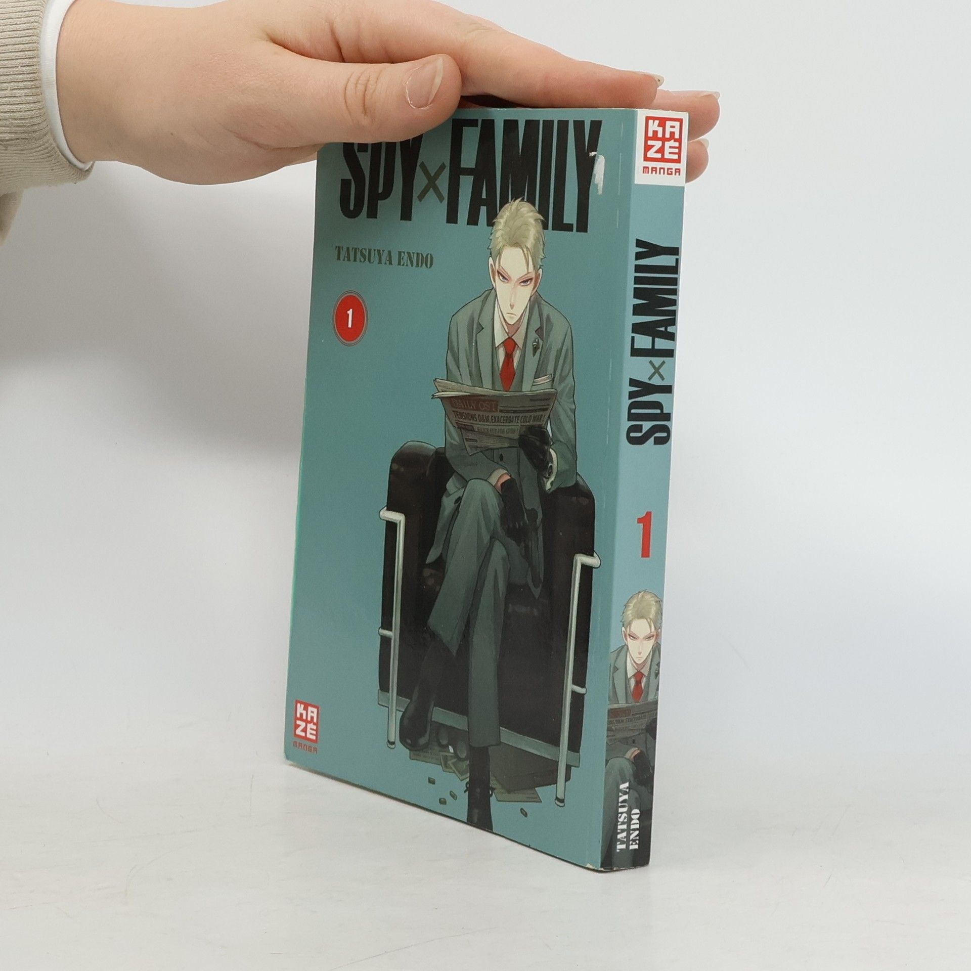 Tacuja Endó Spy x Family 1