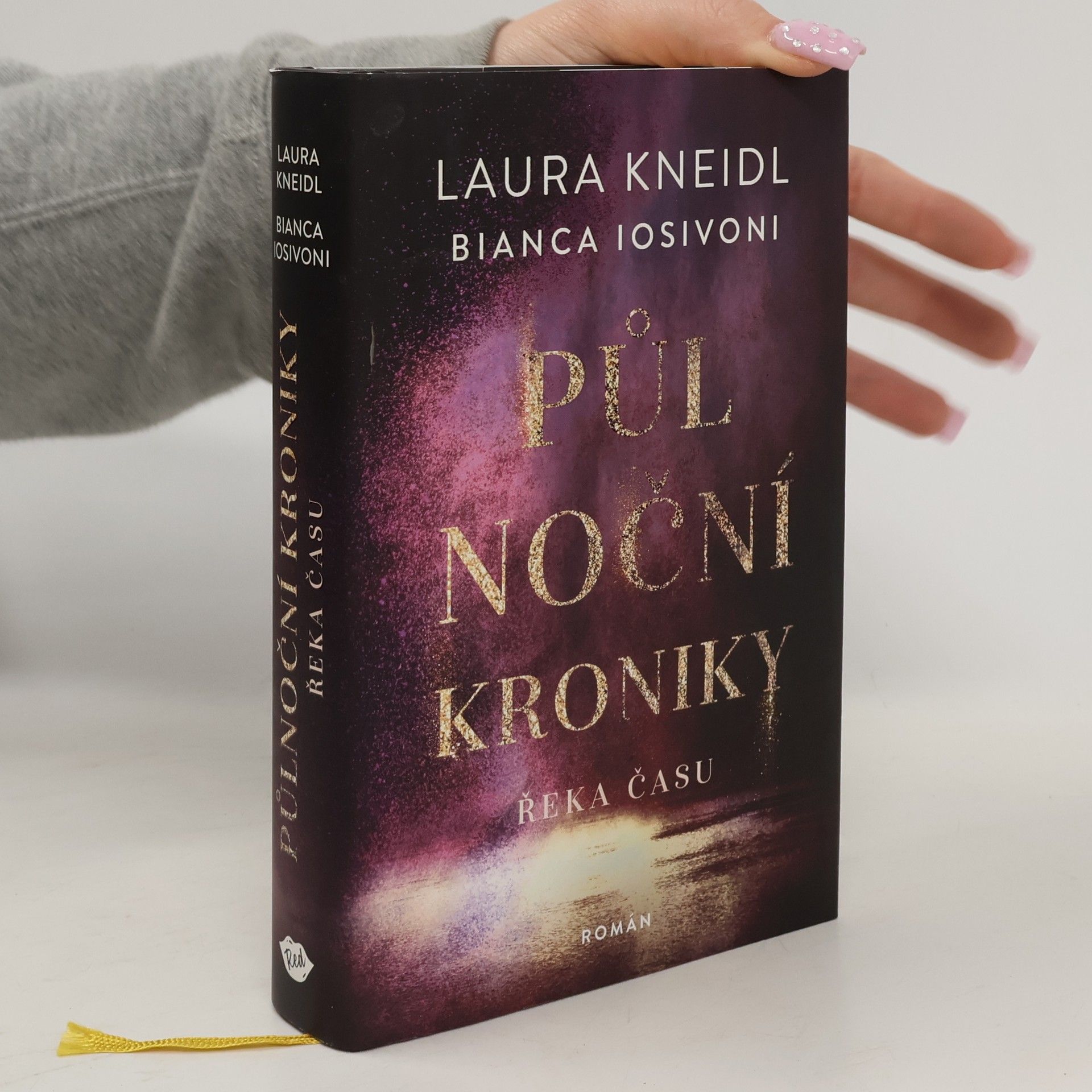 Půlnoční kroniky. Řeka času