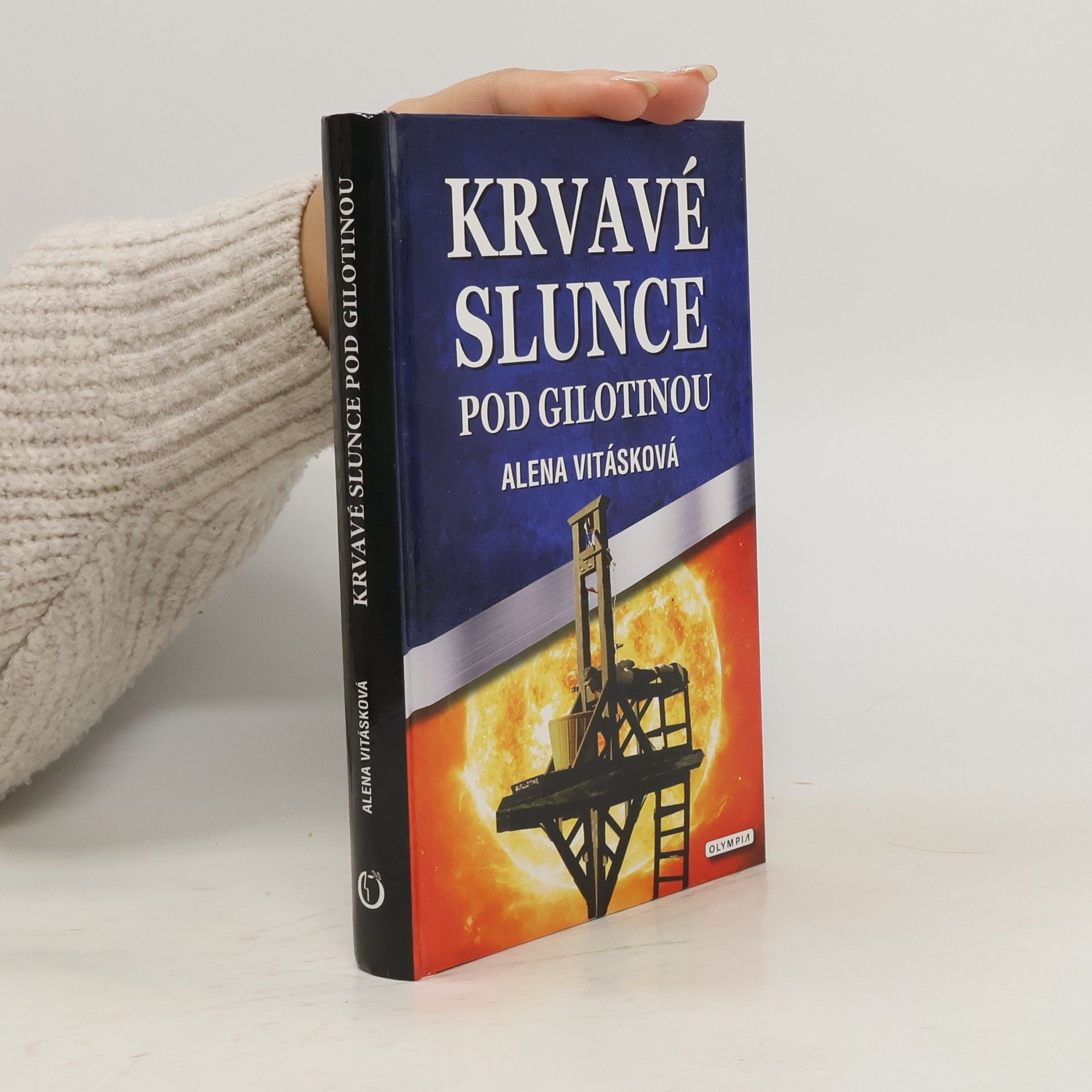 Krvavé slunce pod gilotinou