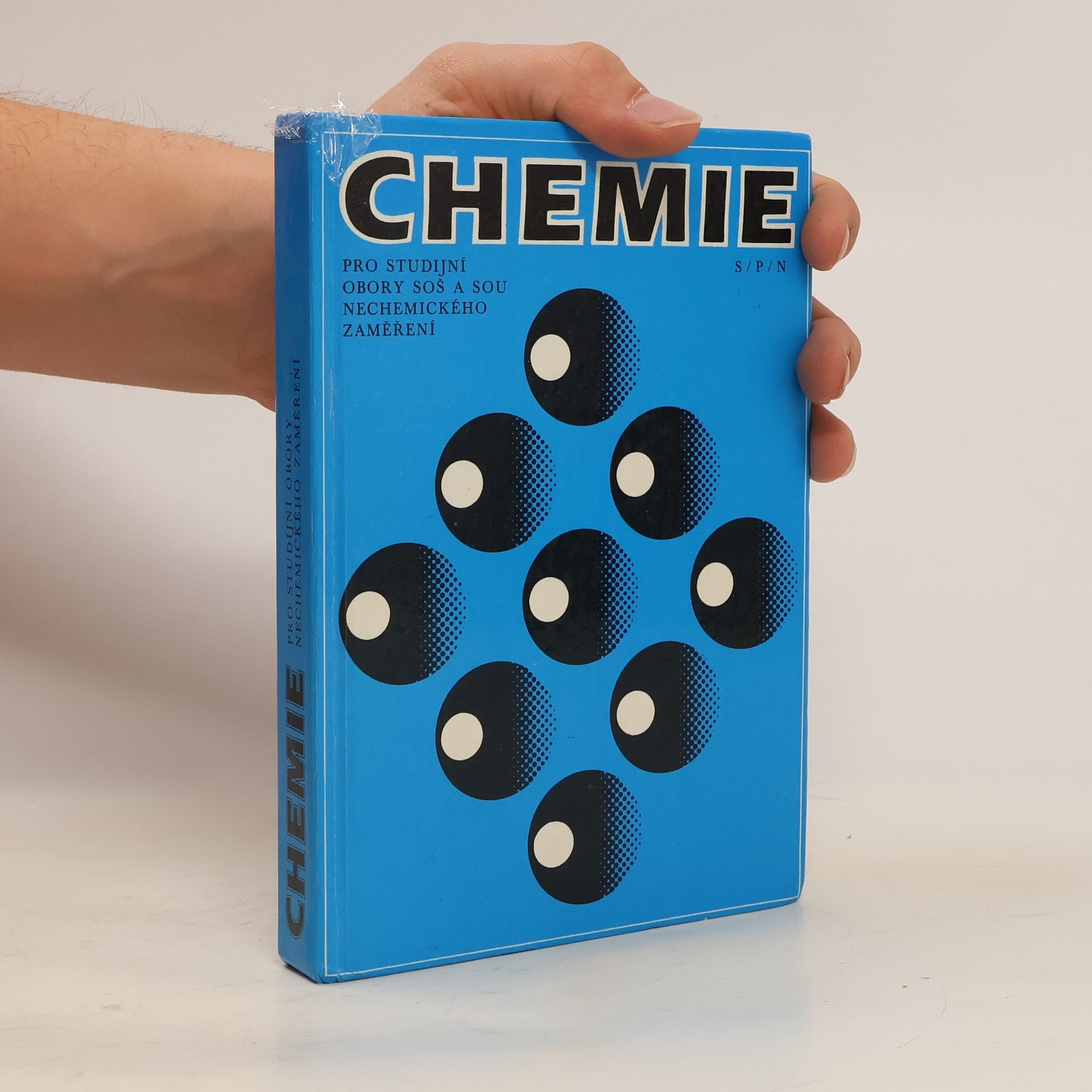 Chemie pro studijní obory SOŠ [středních odborných škol] a SOU [středních odborných učilišť] nechemického zaměření