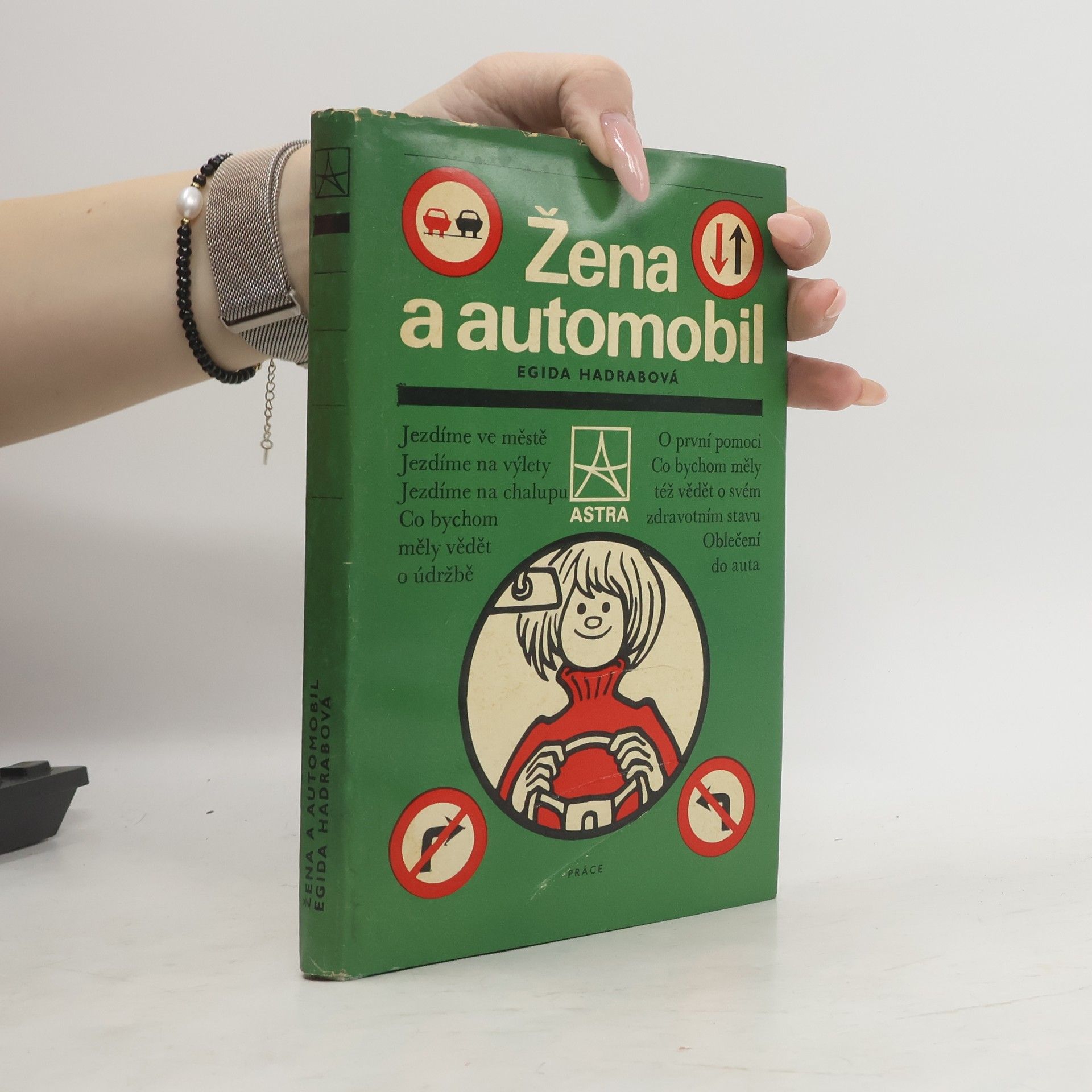 Žena a automobil
