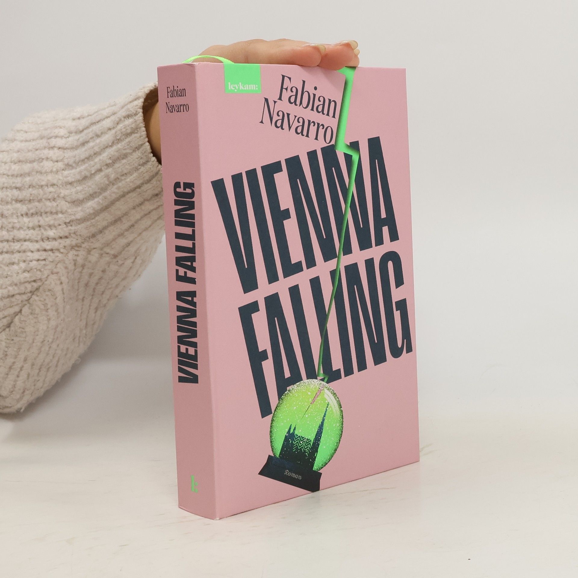 Vienna Falling