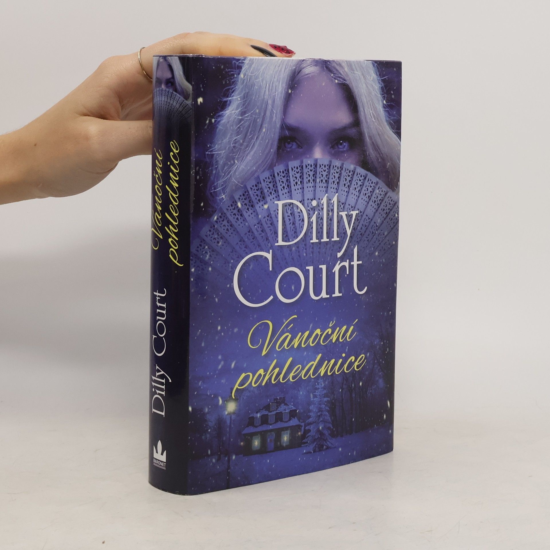 Dilly Court Vánoční pohlednice