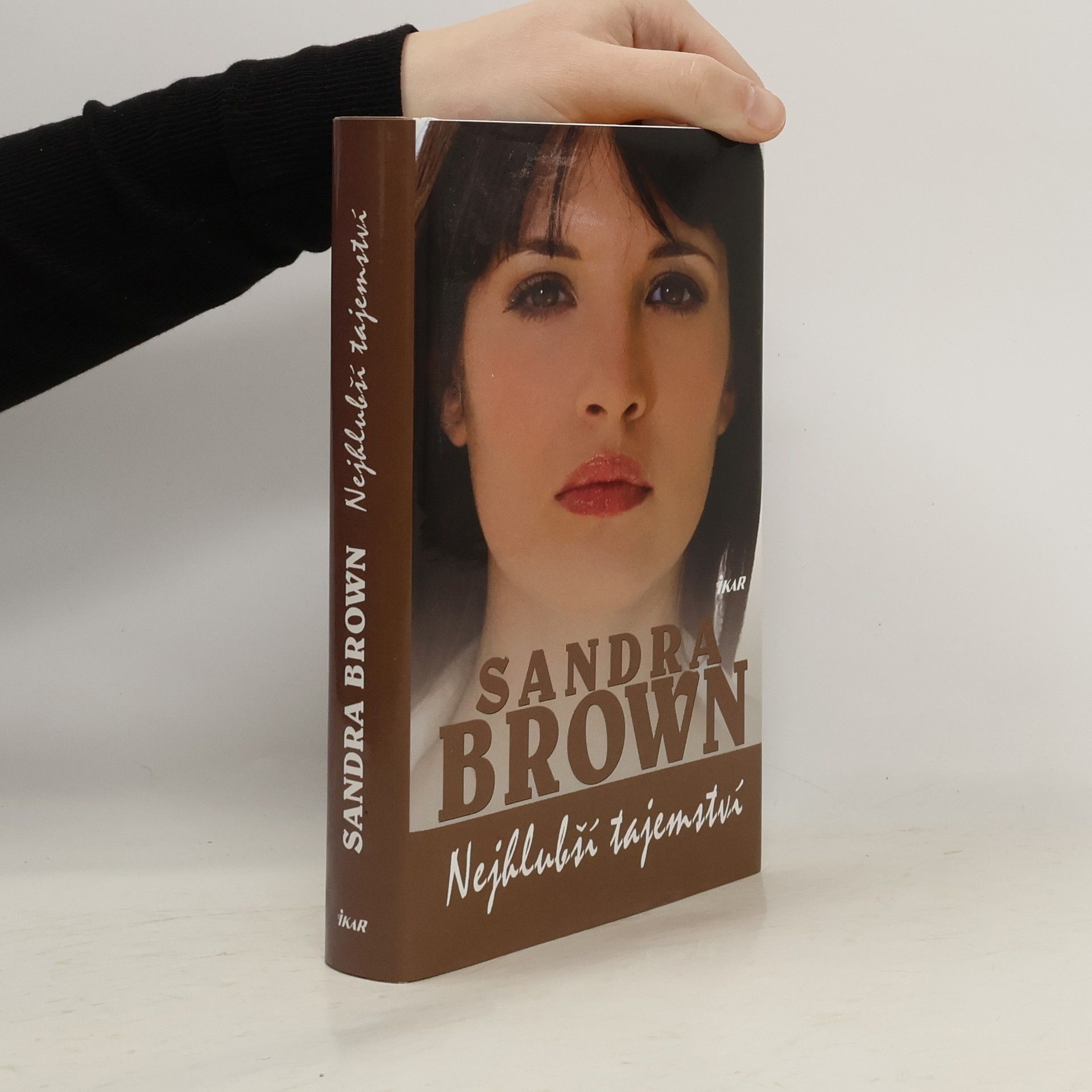 Sandra Brown Nejhlubší tajemství