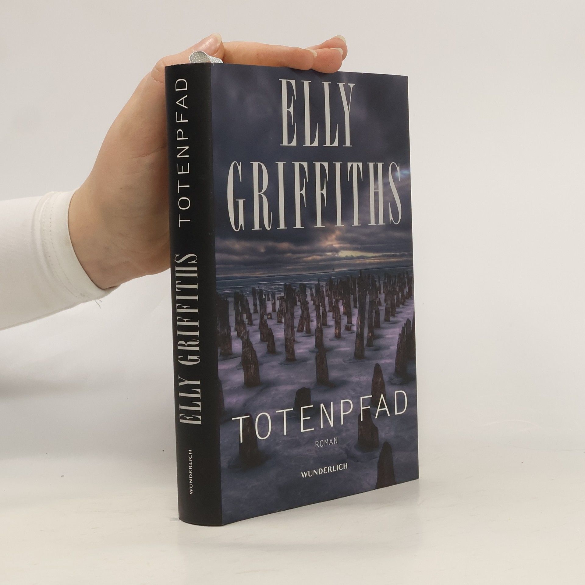 Elly Griffiths Totenpfad