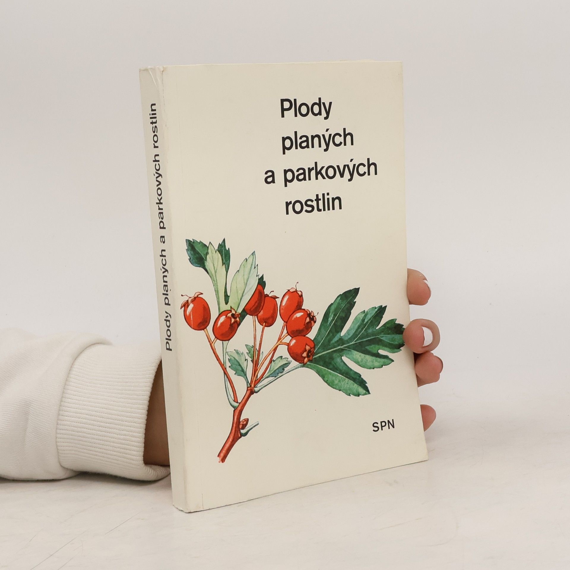 Přemysl Vanke Plody planých a parkových rostlin : kapesní atlas : pomocná kniha pro biologické zájmové kroužky na školách, v Domech pionýrů a