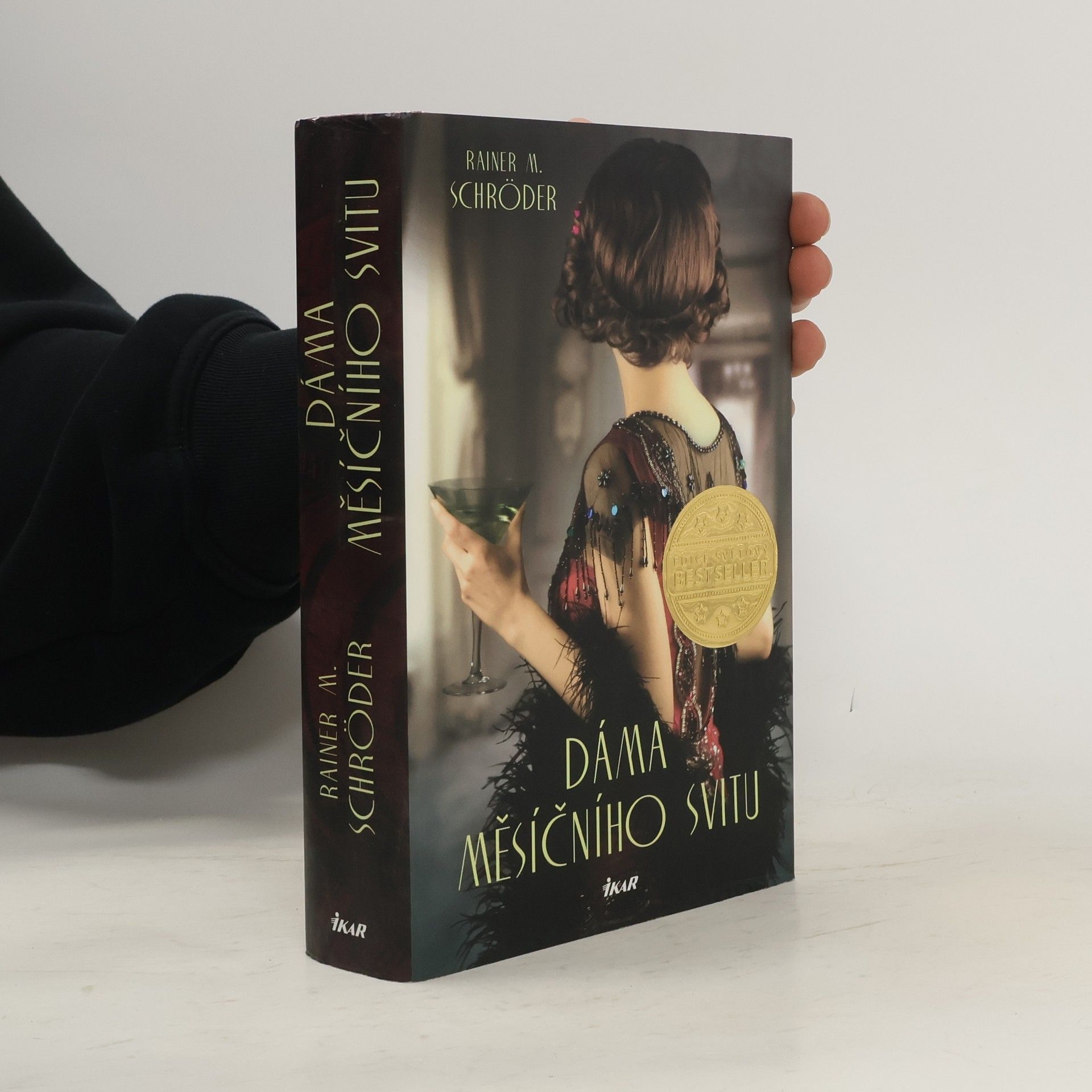 Rainer M. Schröder Dáma Měsíčního svitu