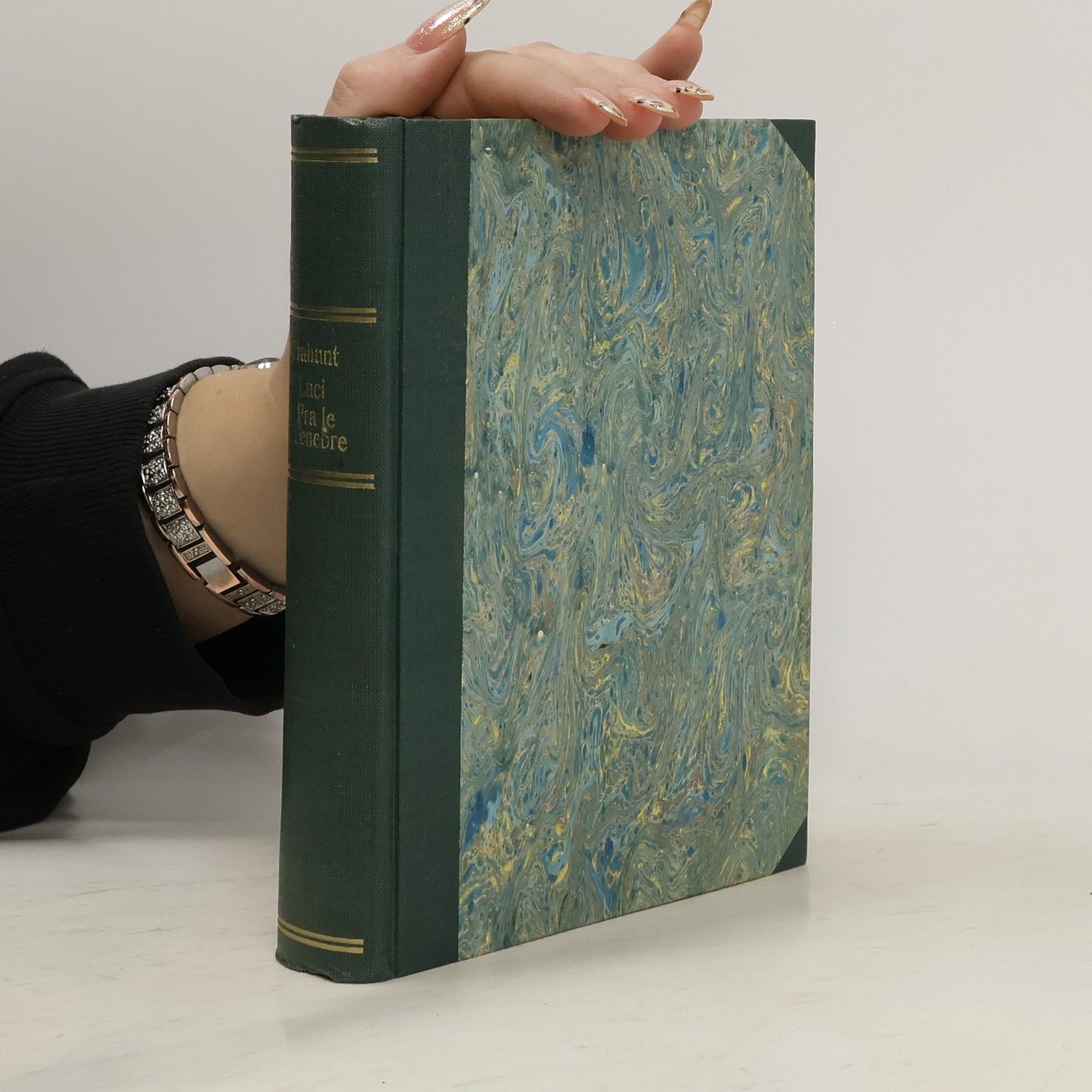 AA.VV. Luci fra le tenebre