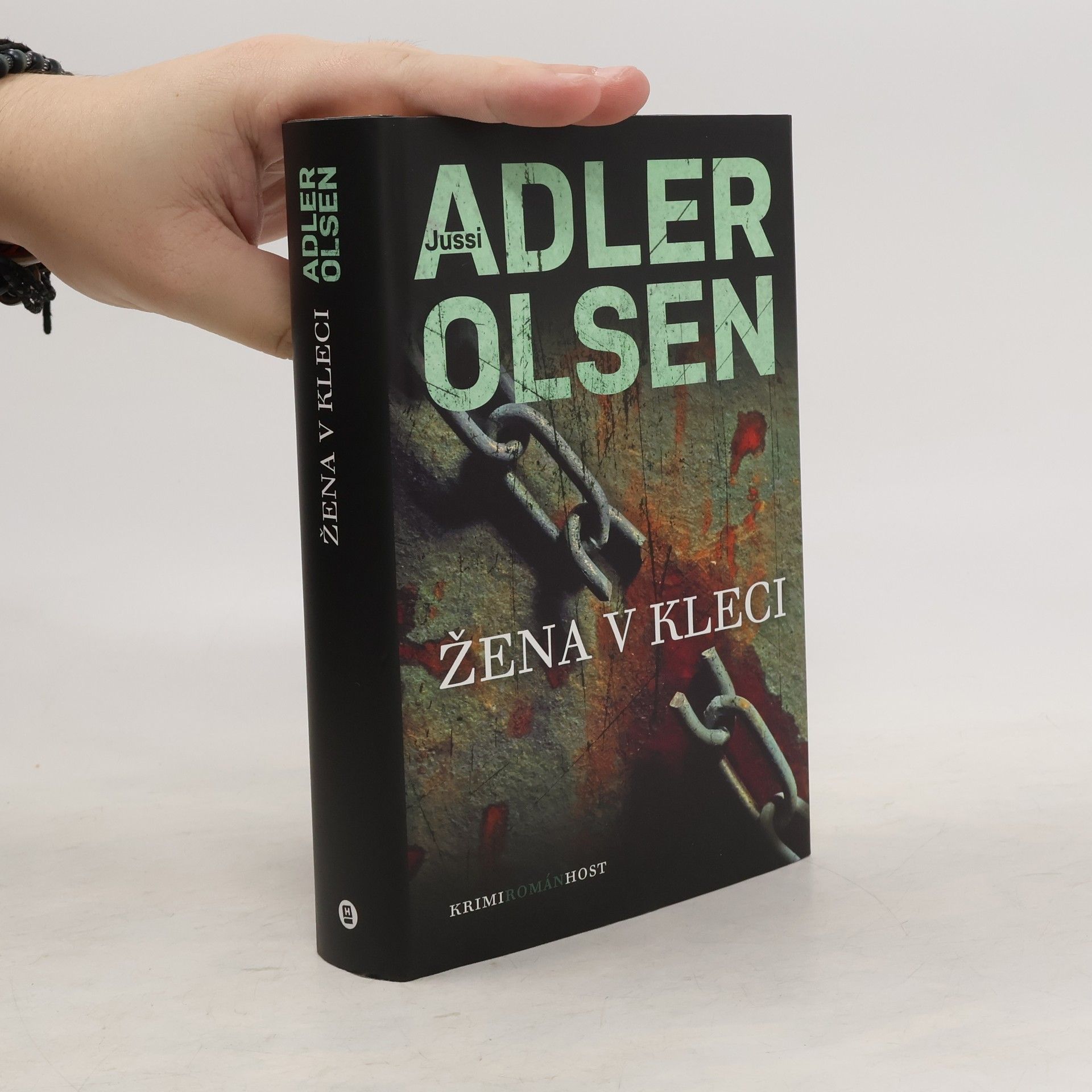 Jussi Adler-Olsen Žena v kleci