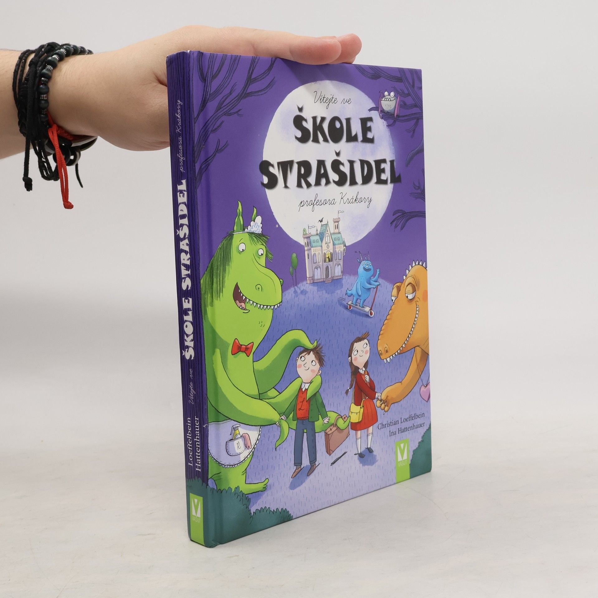 Christian Loeffelbein Vítejte ve škole strašidel profesora Krákory