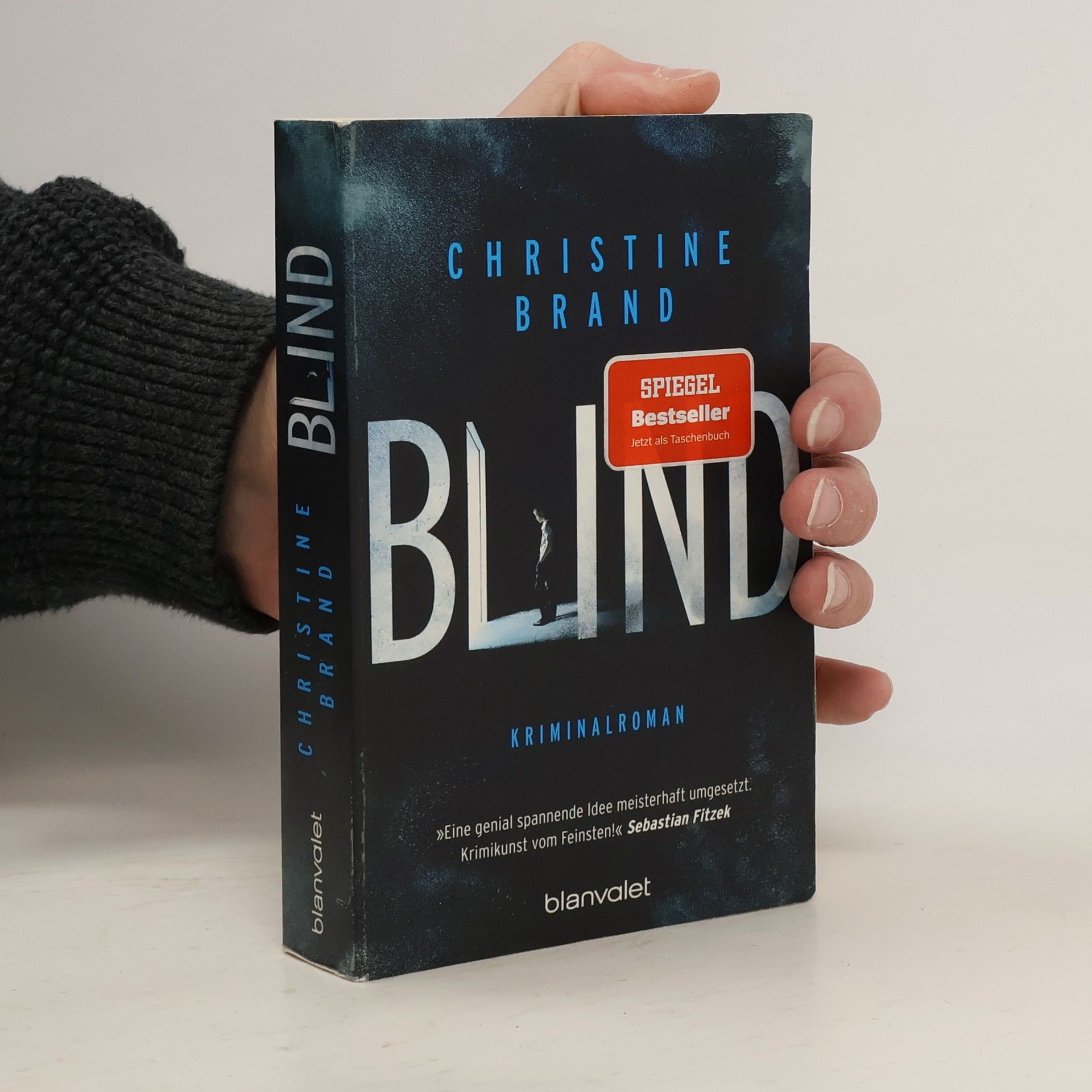 Blind / Milla Nova ermittelt Bd.1