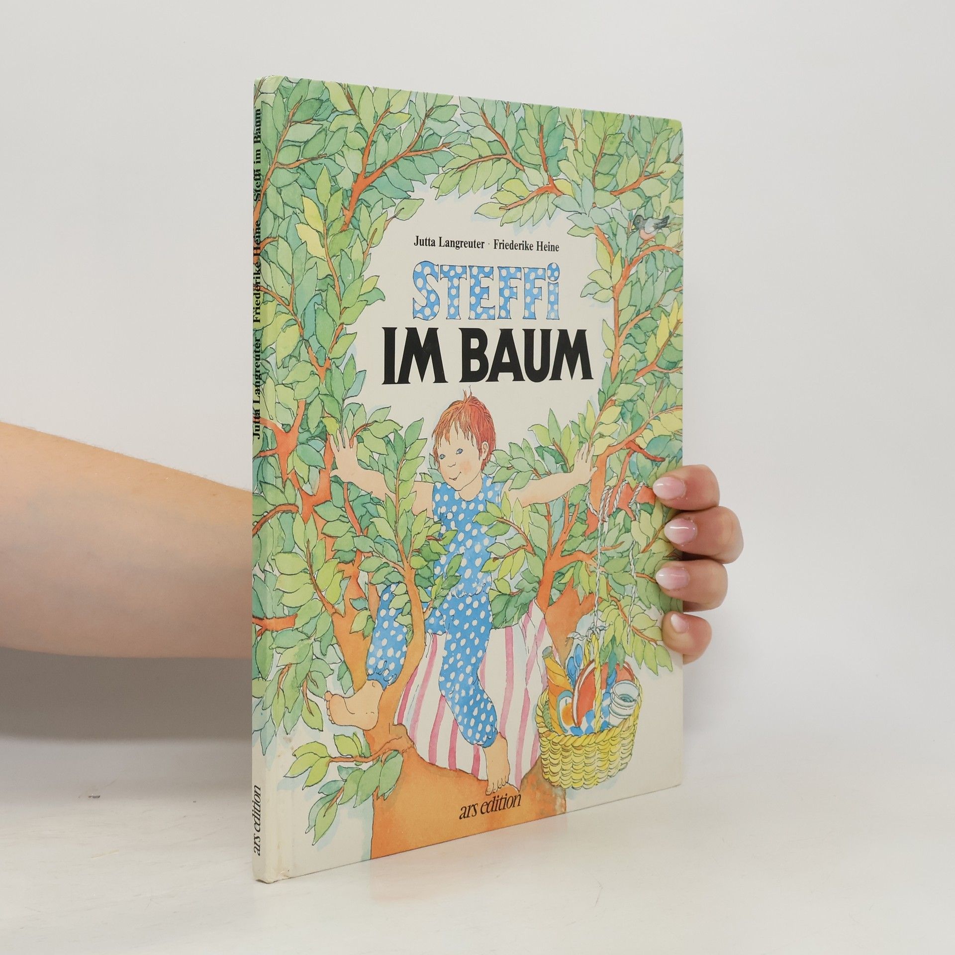 Friederike Heine Steffi im Baum