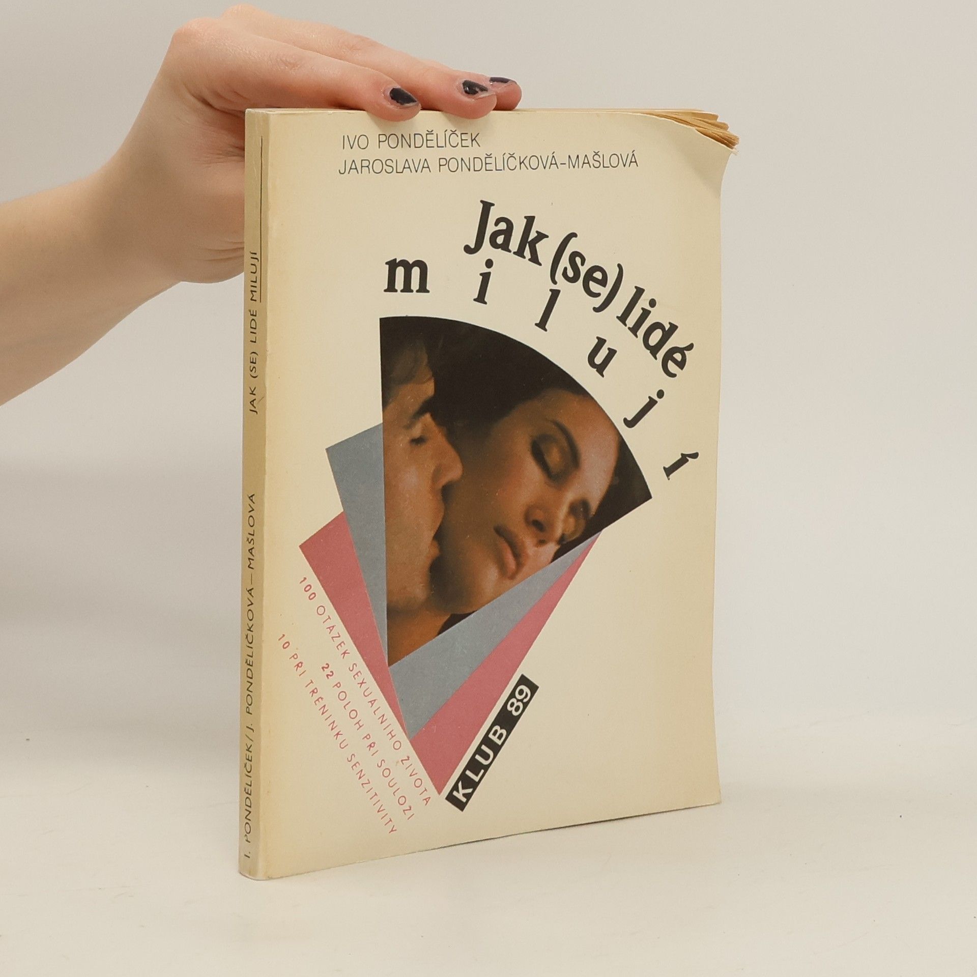 Jak (se) lidé milují