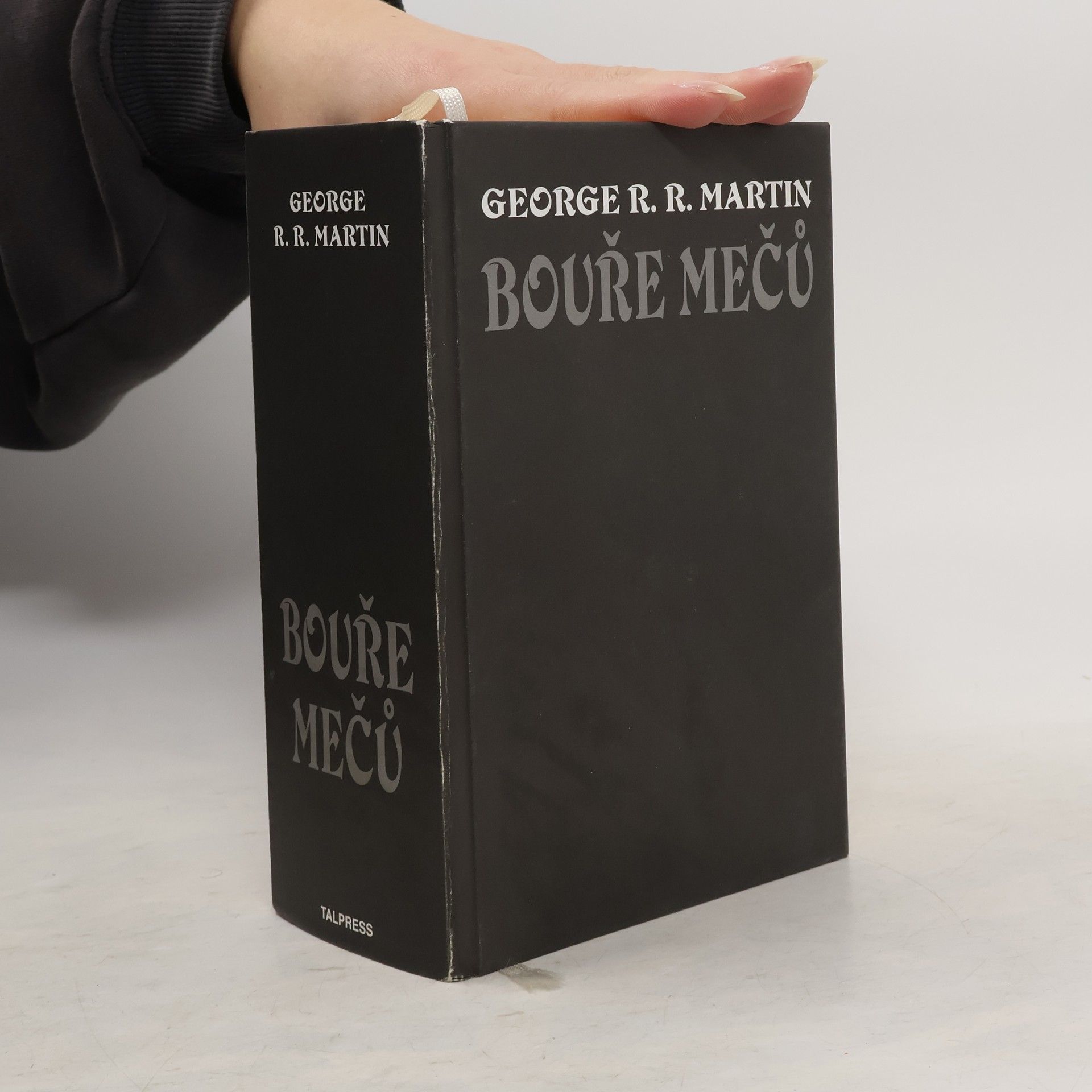 George R. R. Martin Bouře mečů