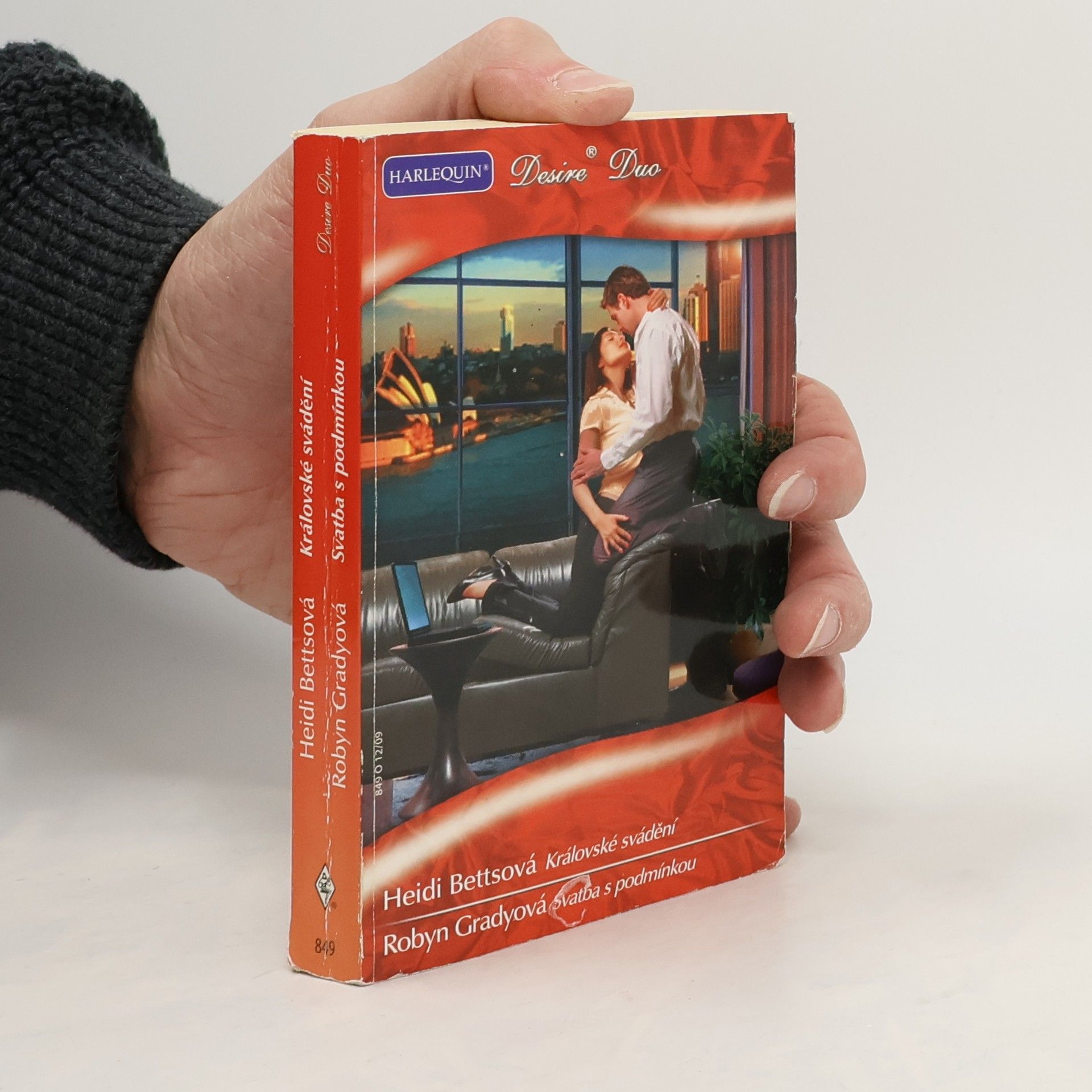 Robyn Grady Královské svádění / Svatba s podmínkou