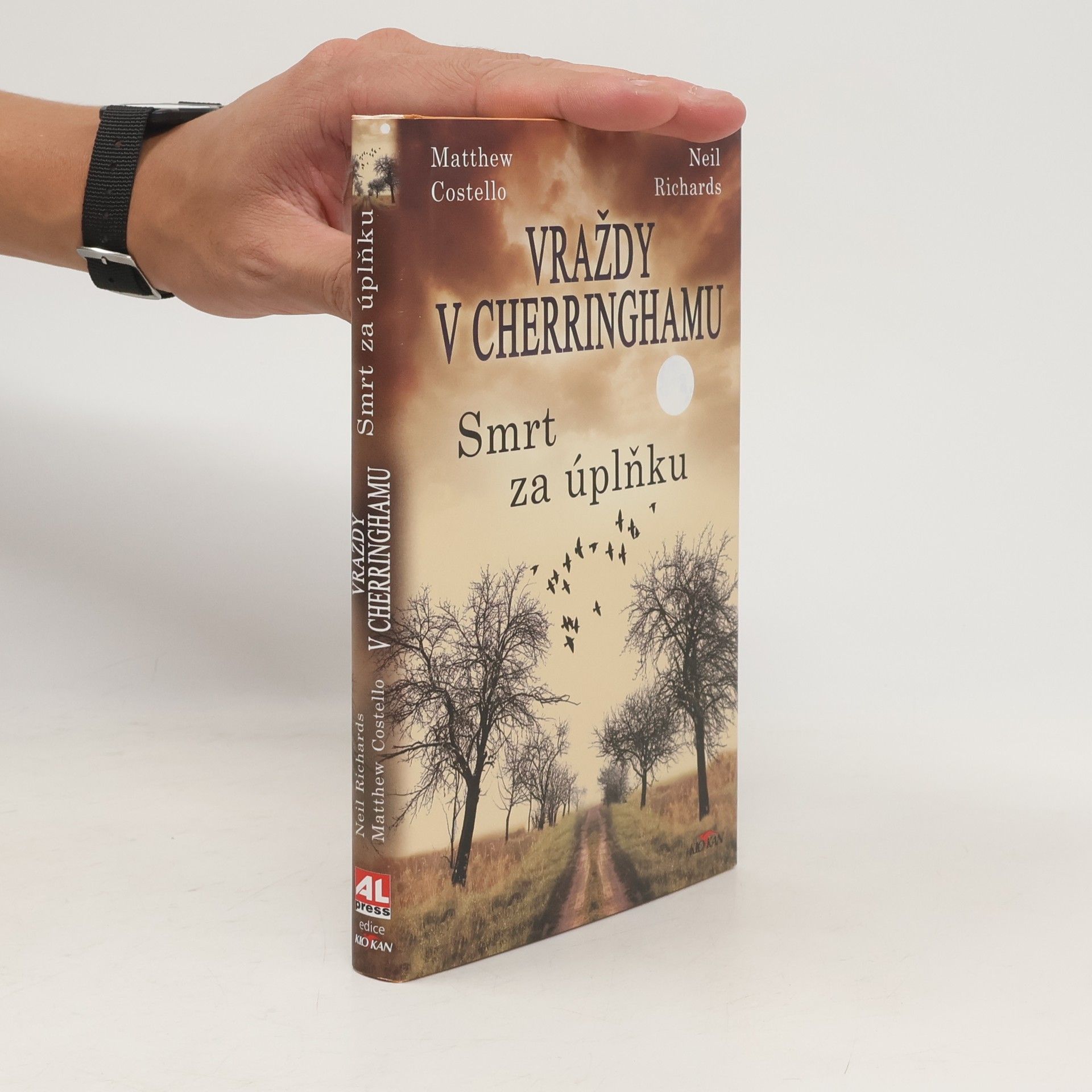 Jan Mrlík Vraždy v Cherringhamu. Smrt za úplňku