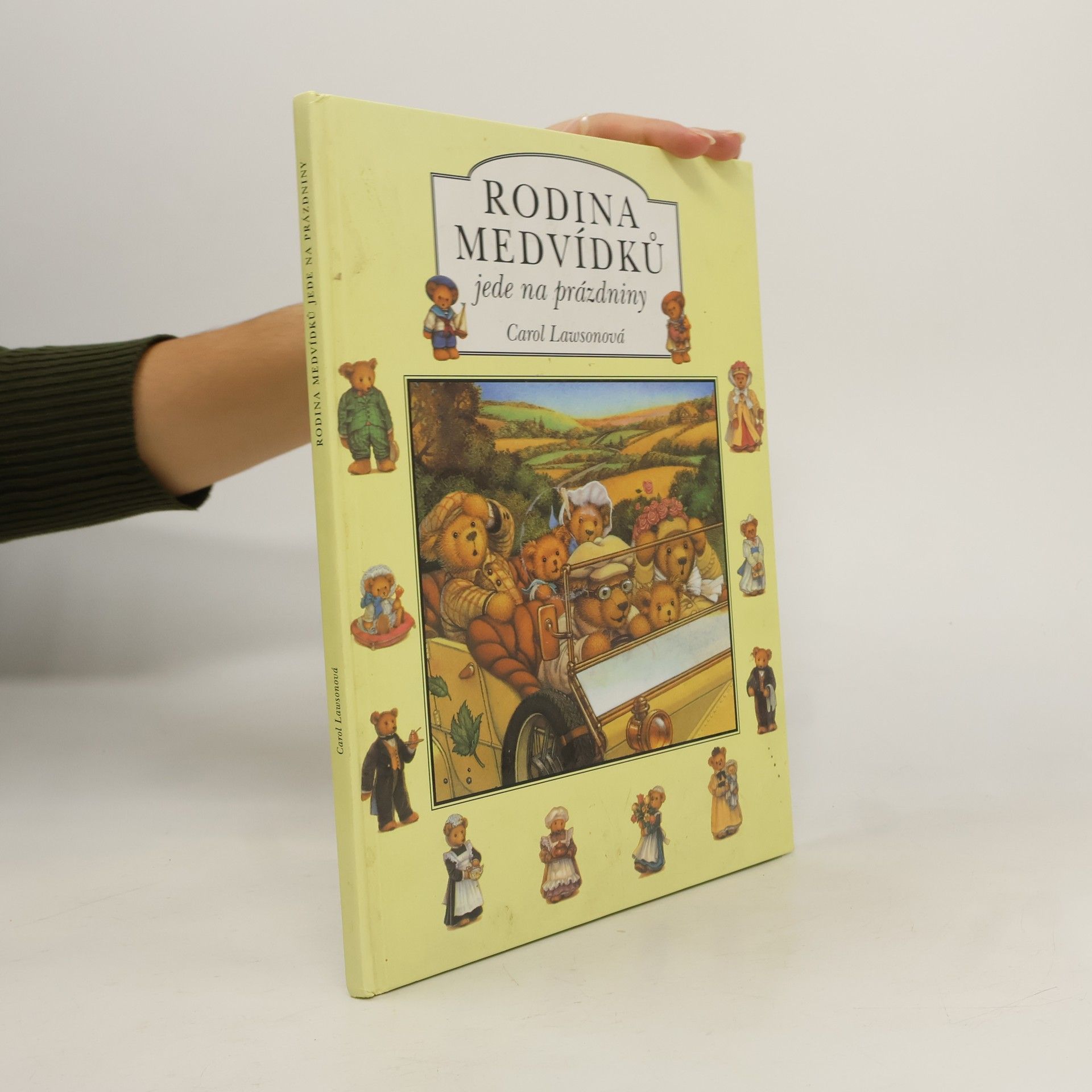 Rodina medvídků jede na prázdniny