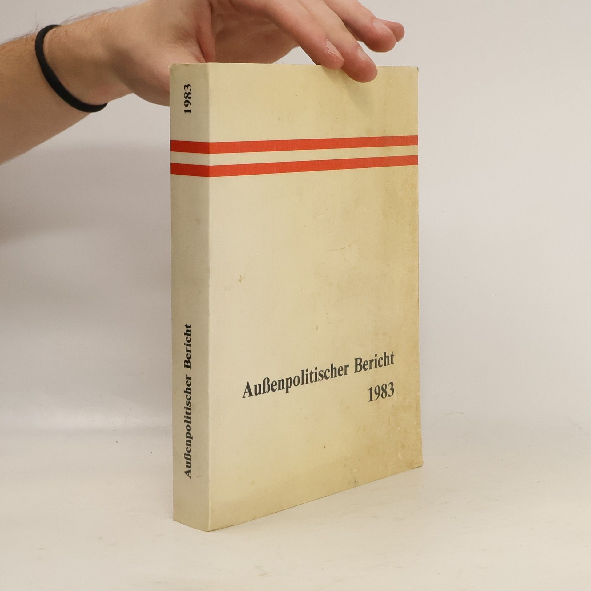 Collectif d'auteurs Außenpolitischer Bericht 1983