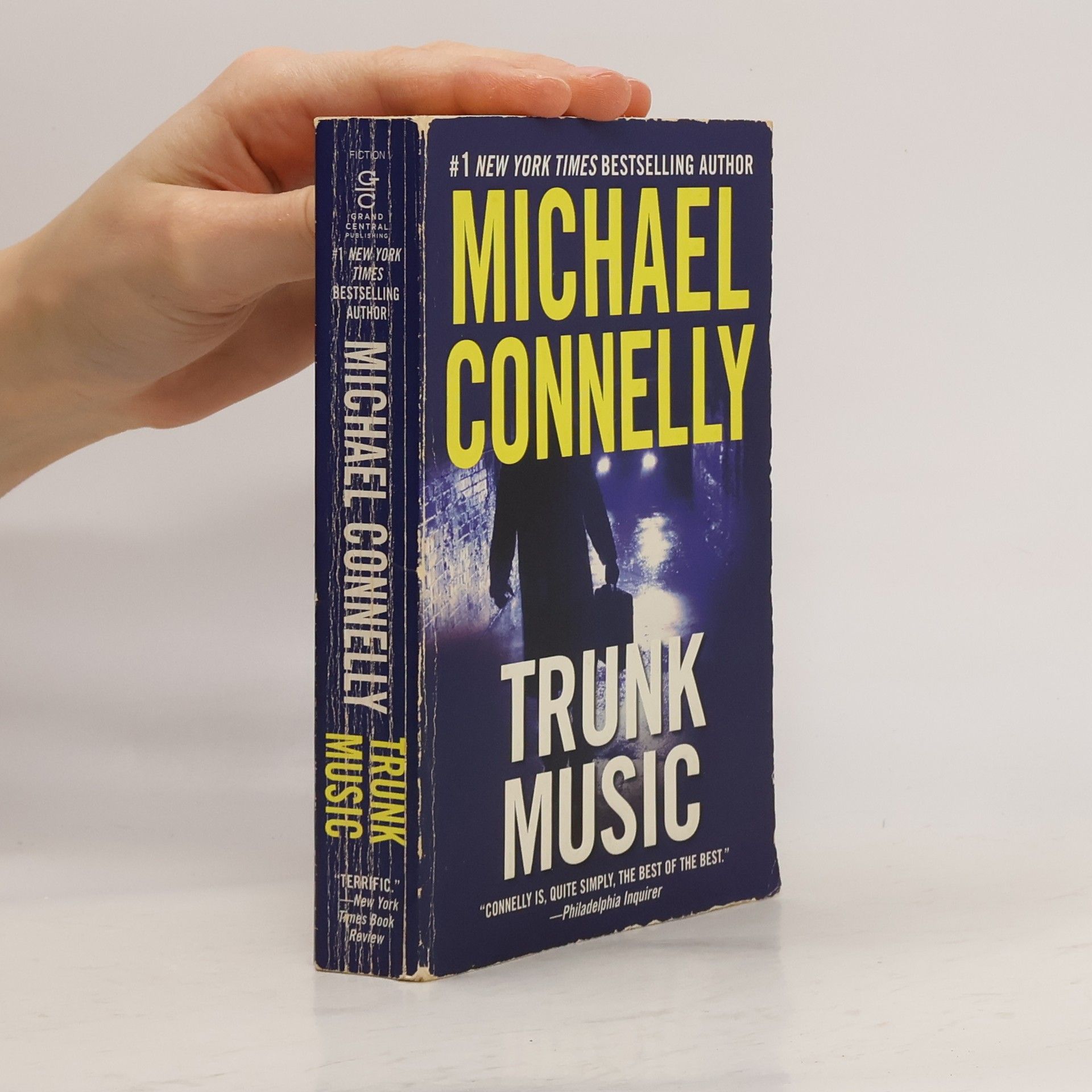Michael Connelly Trunk Music