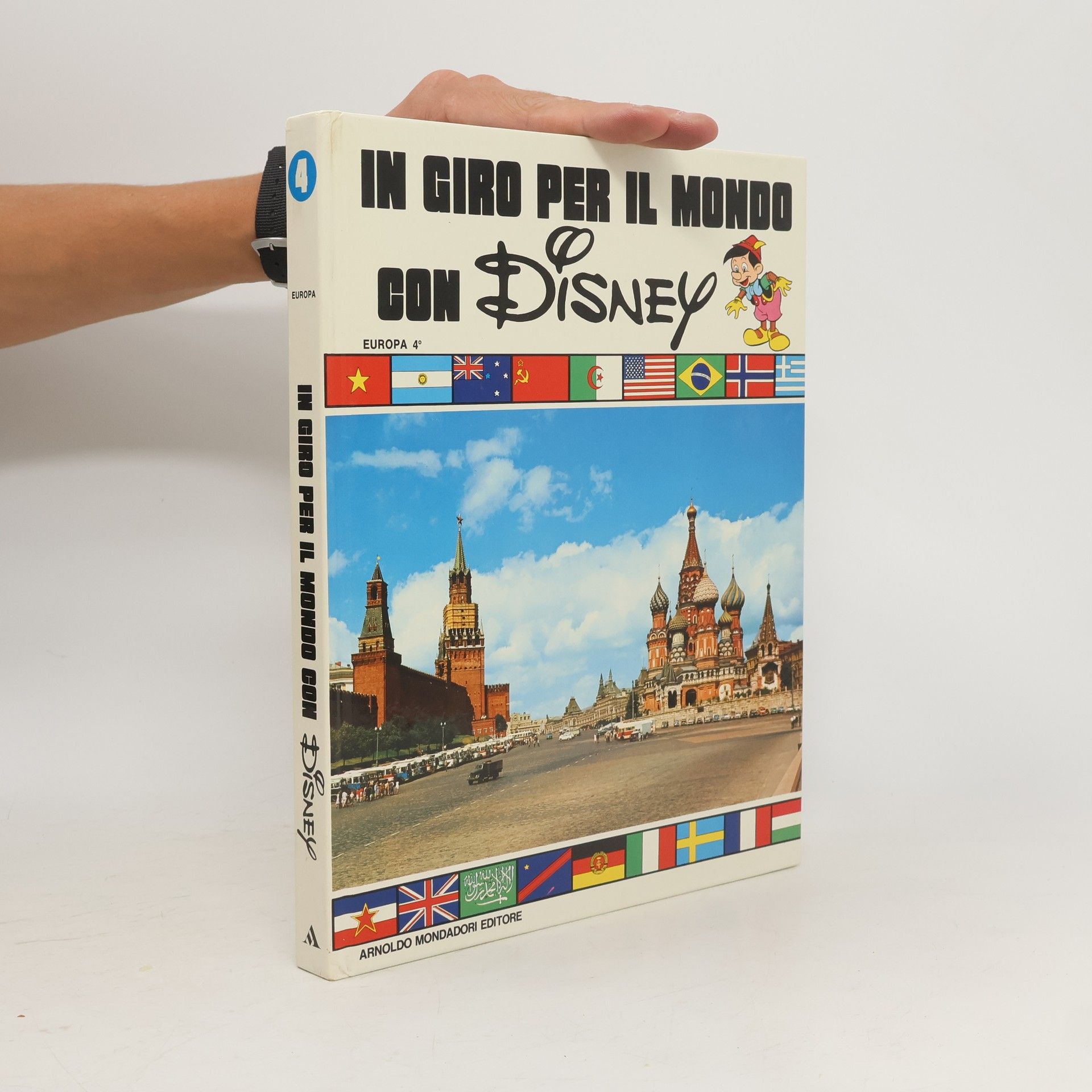 AA.VV. In giro per il mondo con Disney