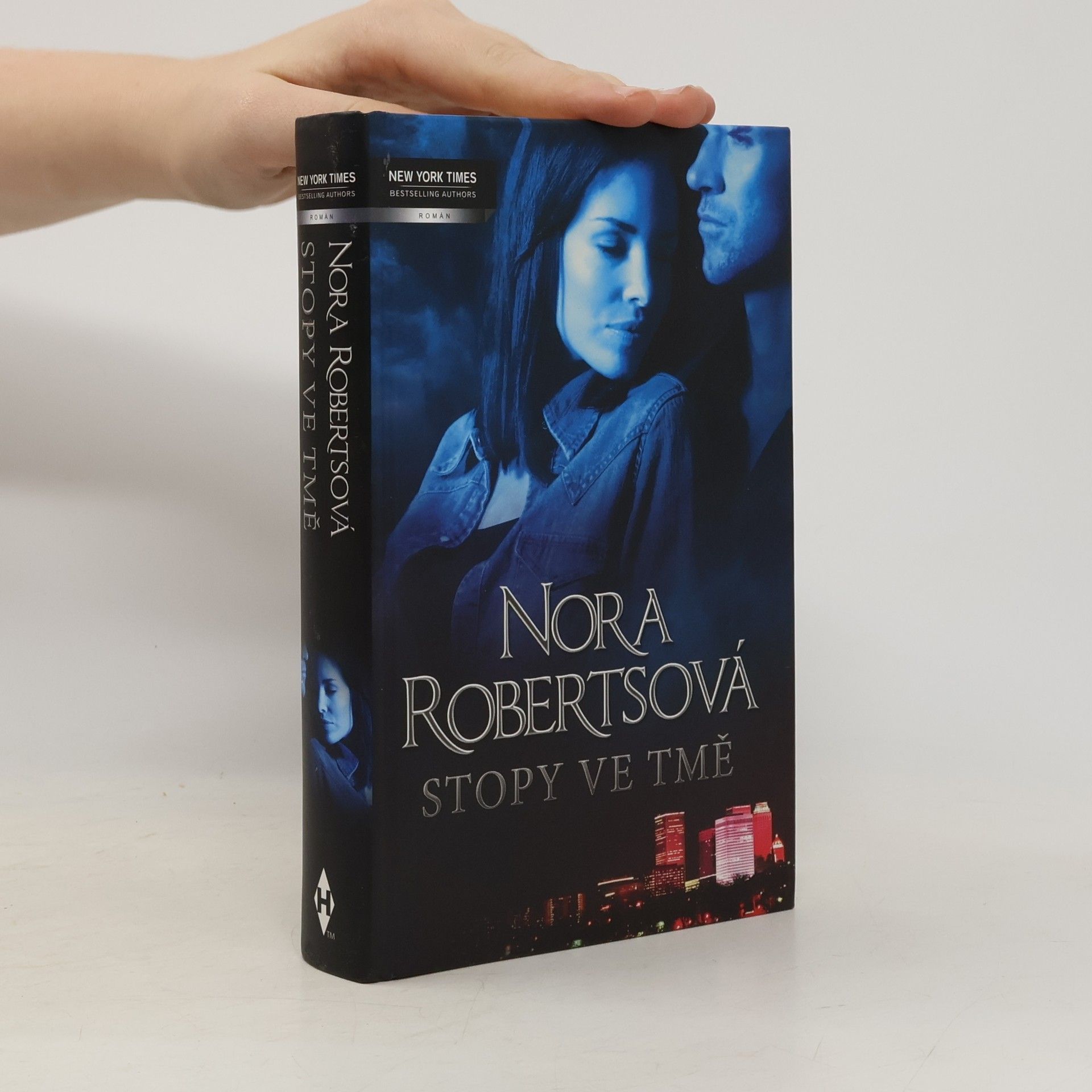 Nora Roberts Stopy ve tmě. Noční stín. Noční dým