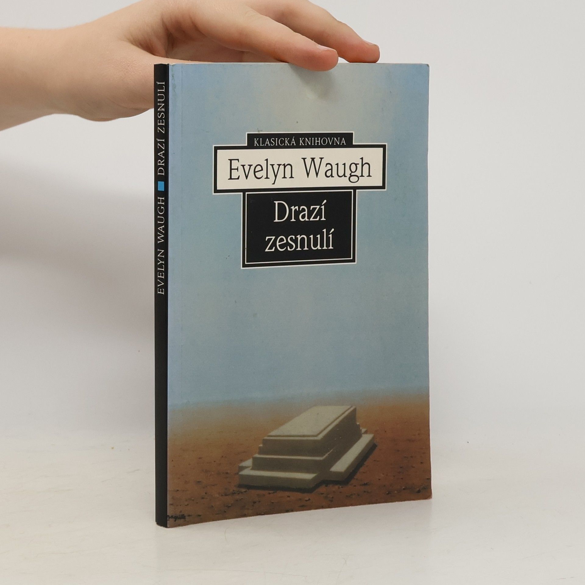 Evelyn Waugh Drazí zesnulí