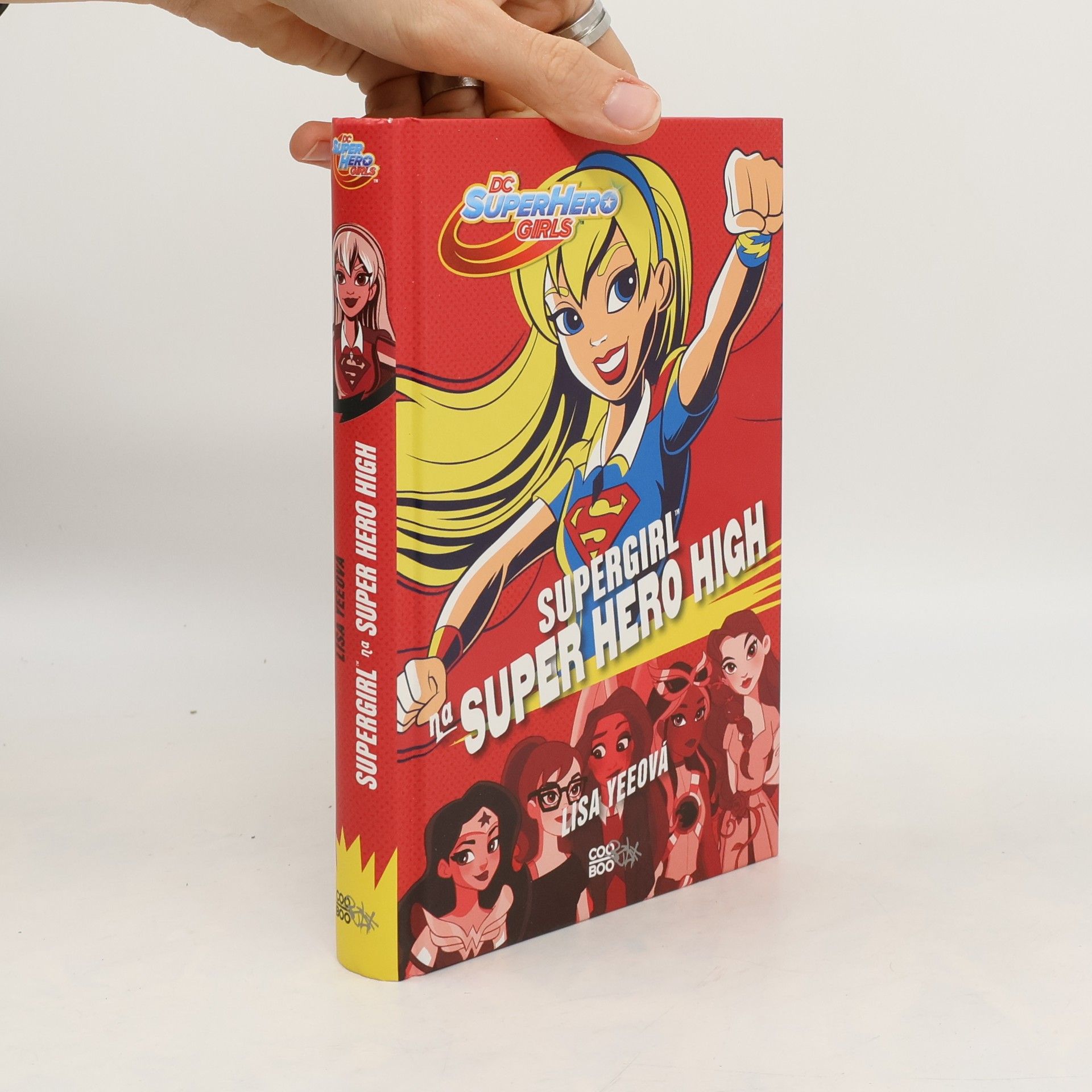 Lisa Yee Supergirl na Super Hero High